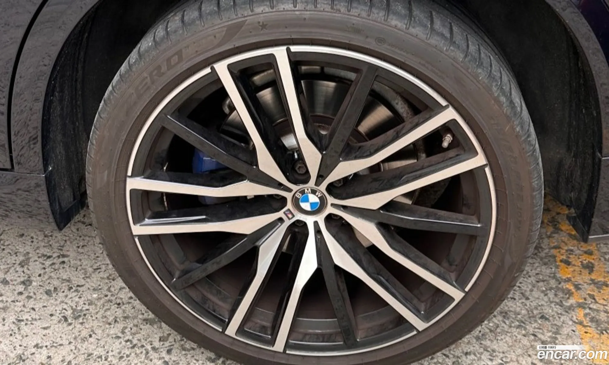 BMW X5 2021 — 2