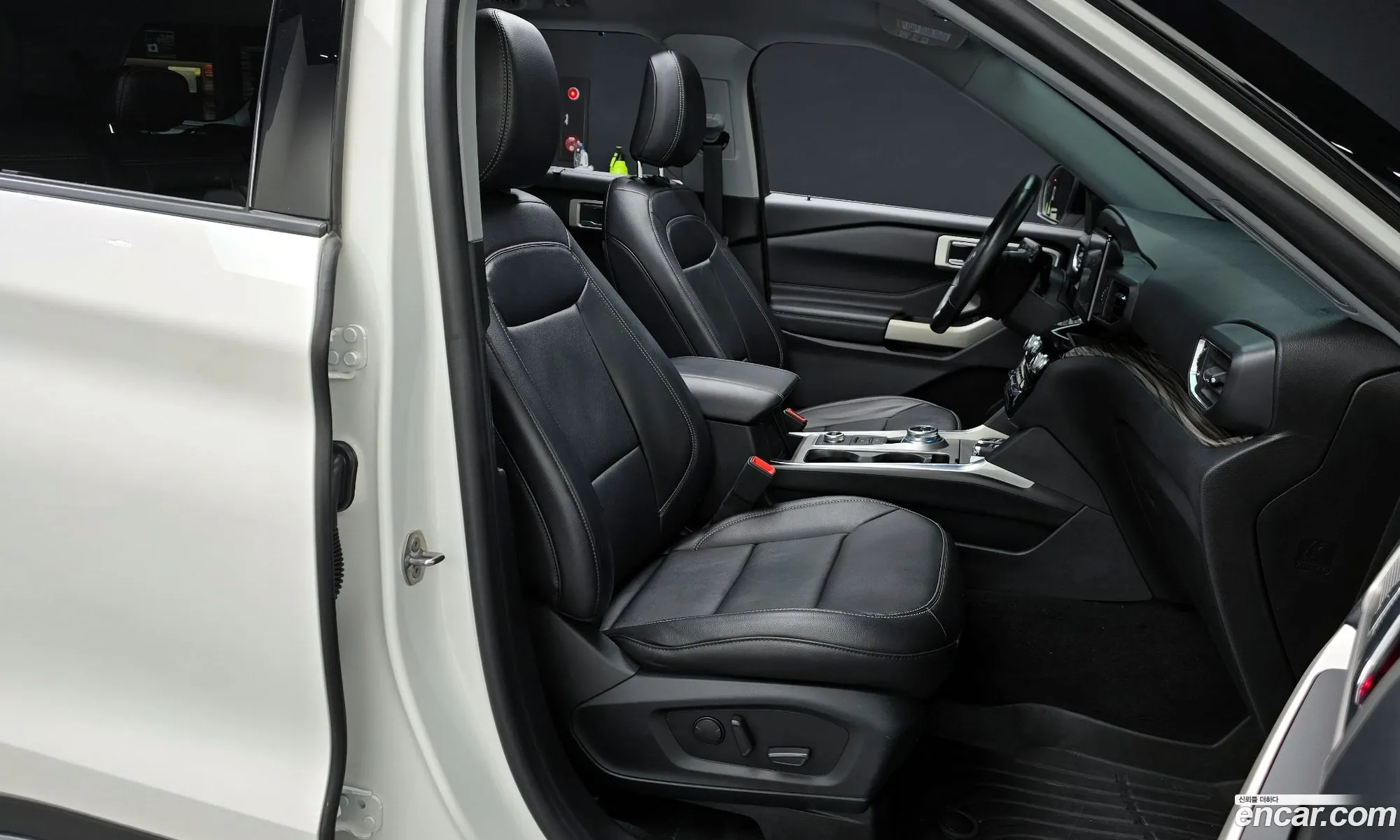 Ford Explorer 6th Gen 2021 1FMSK8FH5MGA09543 — 14