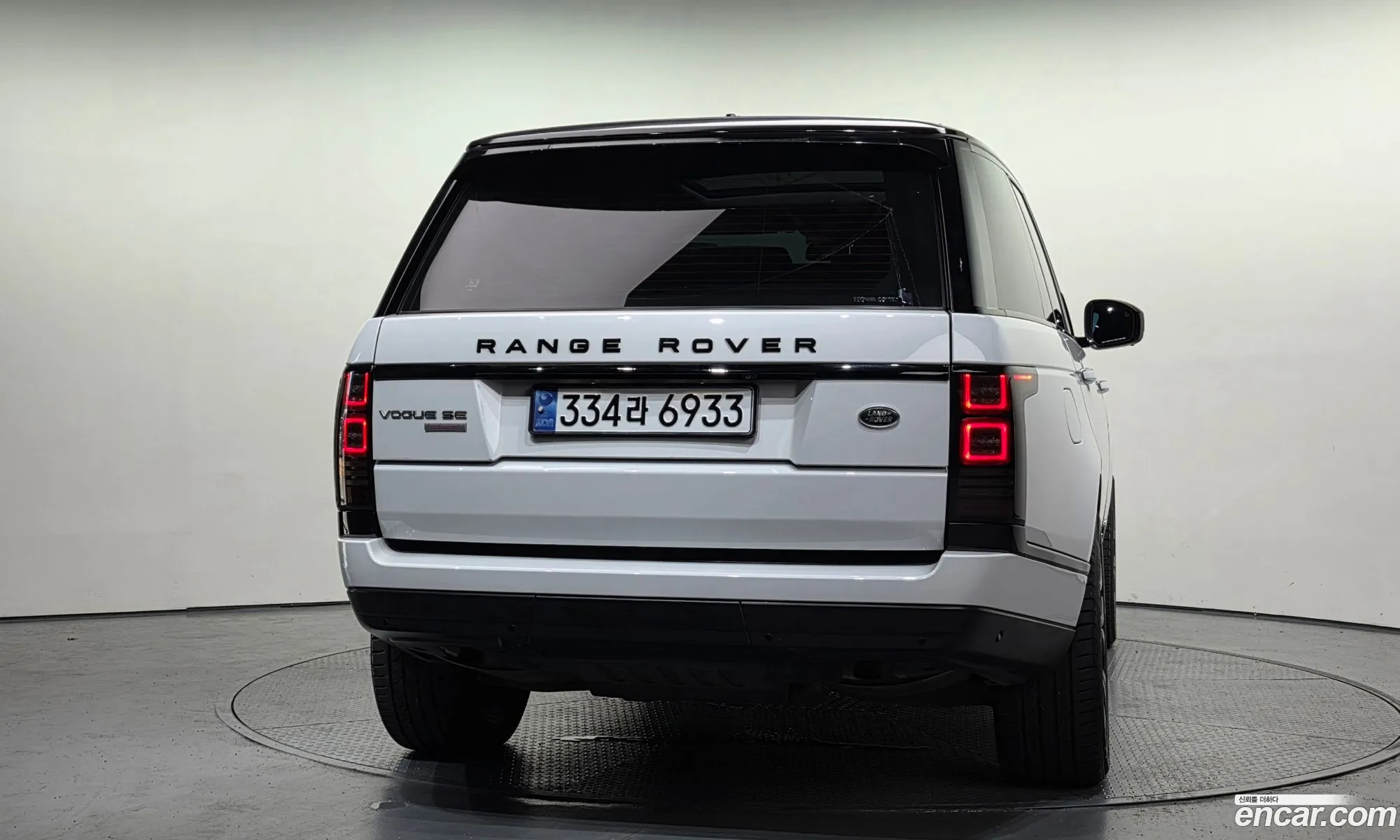 Land Rover Range Rover 2015 — 17