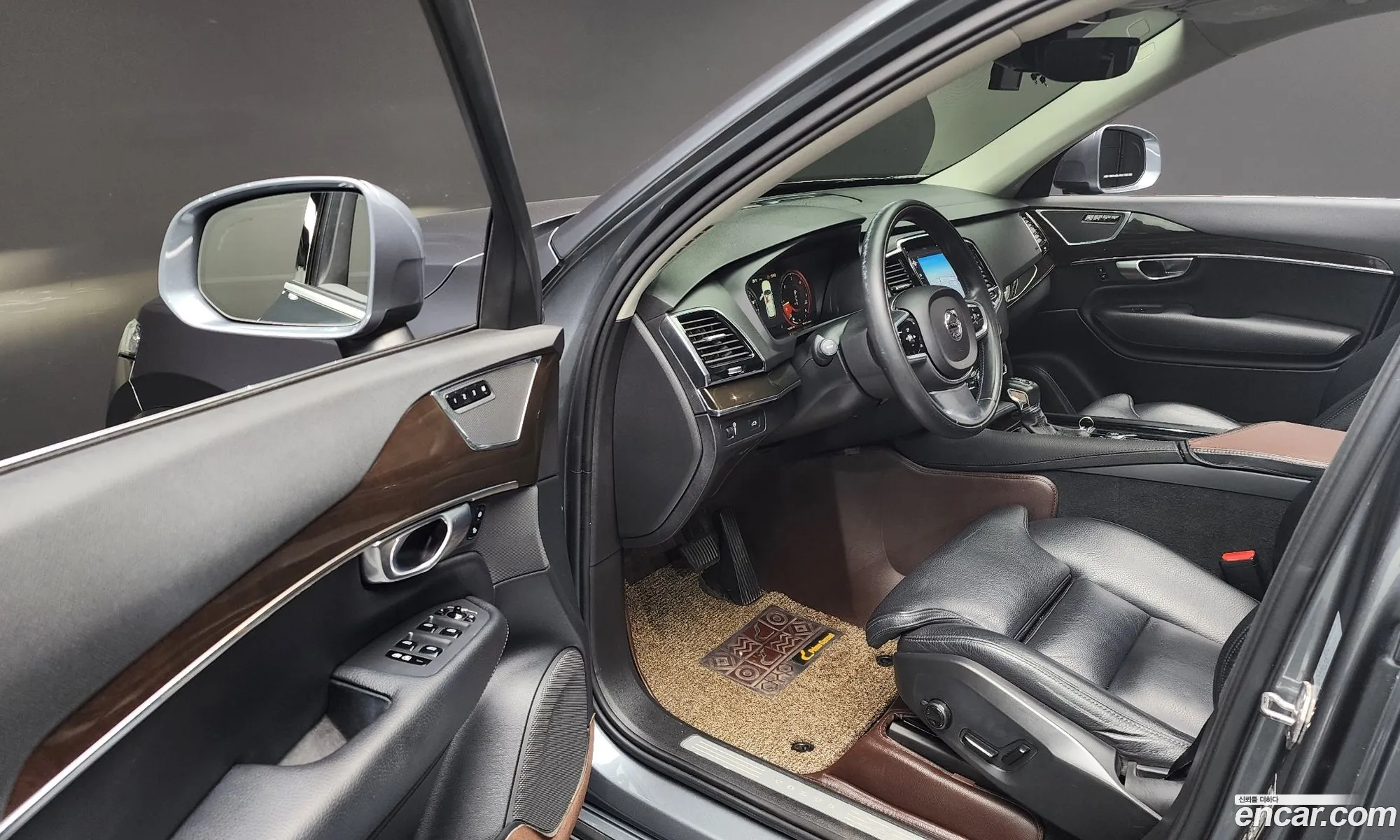 Volvo XC90 2018 — 4