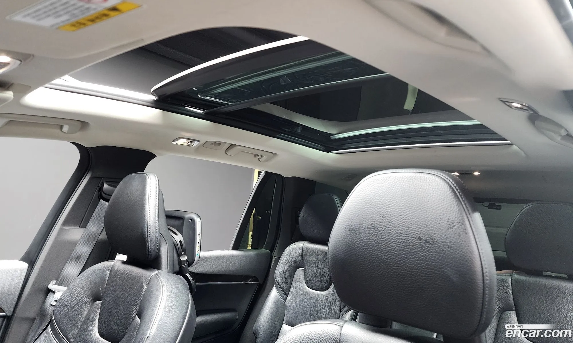 Volvo XC90 2018 — 18