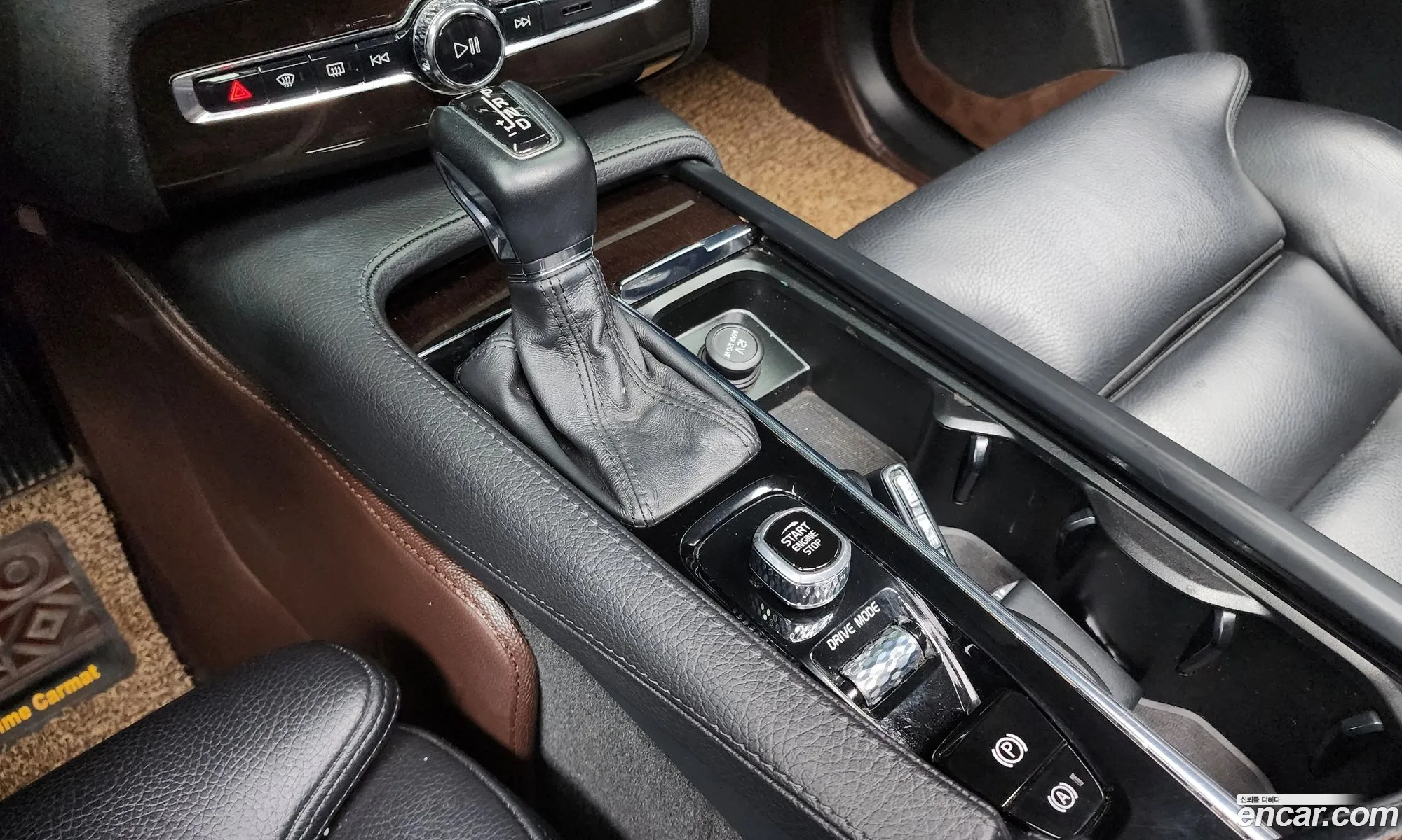 Volvo XC90 2018 — 15