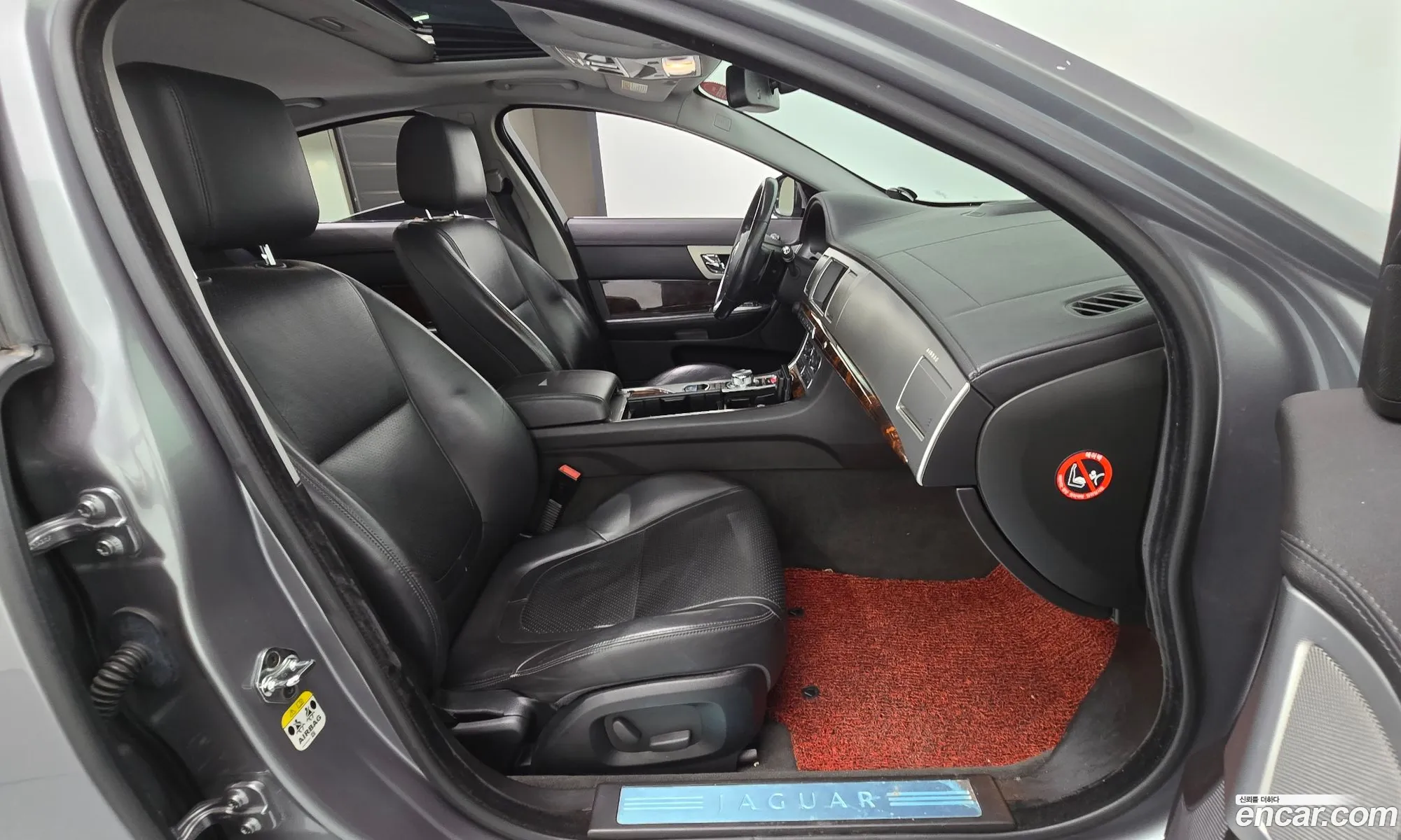 Jaguar XF 2013 SAJAA0646DNS82912 — 11