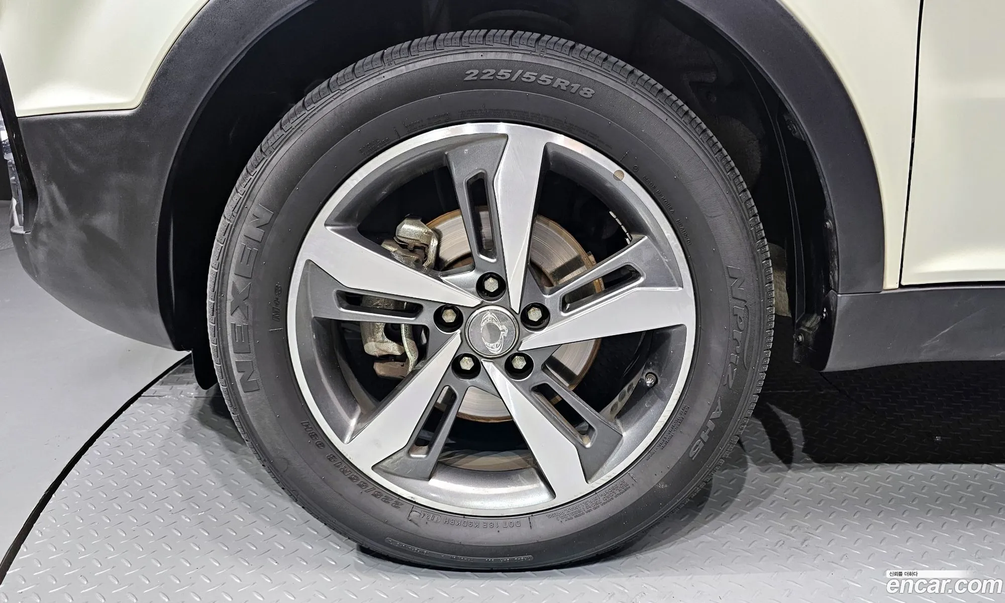KG Mobility (SsangYong) Style Korando C 2018 — 17