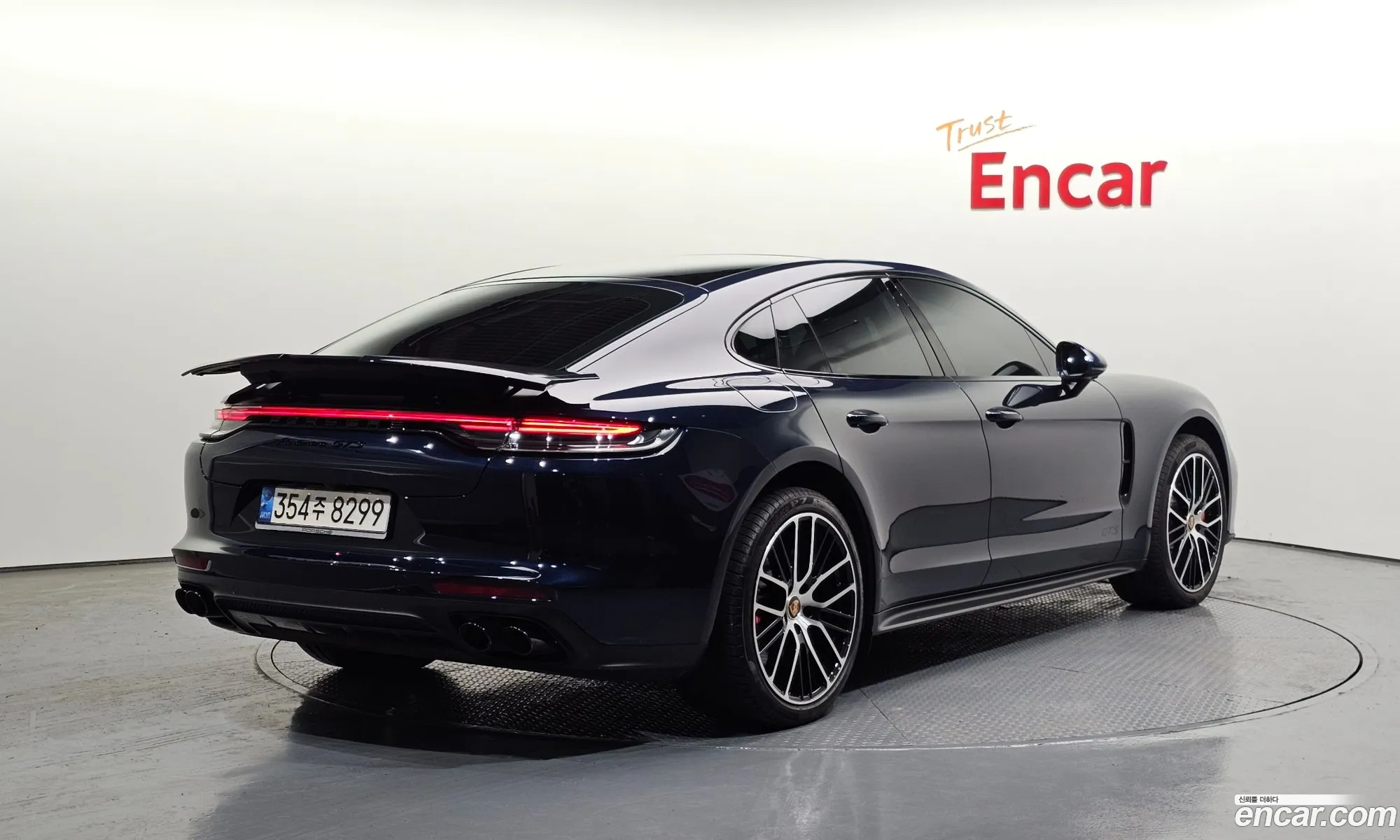 Porsche Panamera 2021 — 2