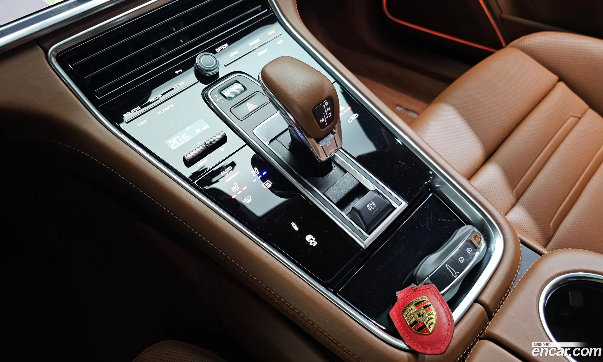 Porsche Panamera 2021 — 12