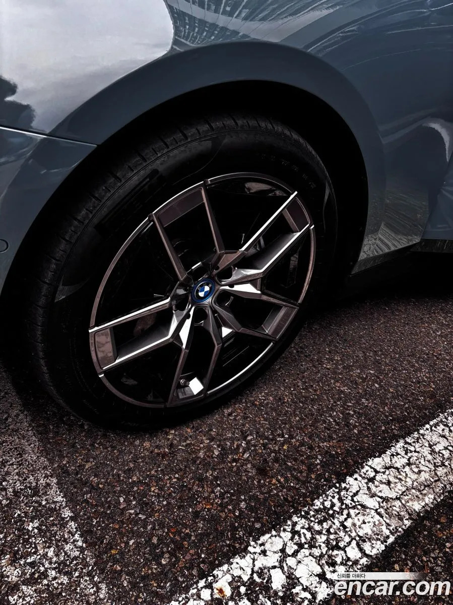 BMW i5 2024 — 2