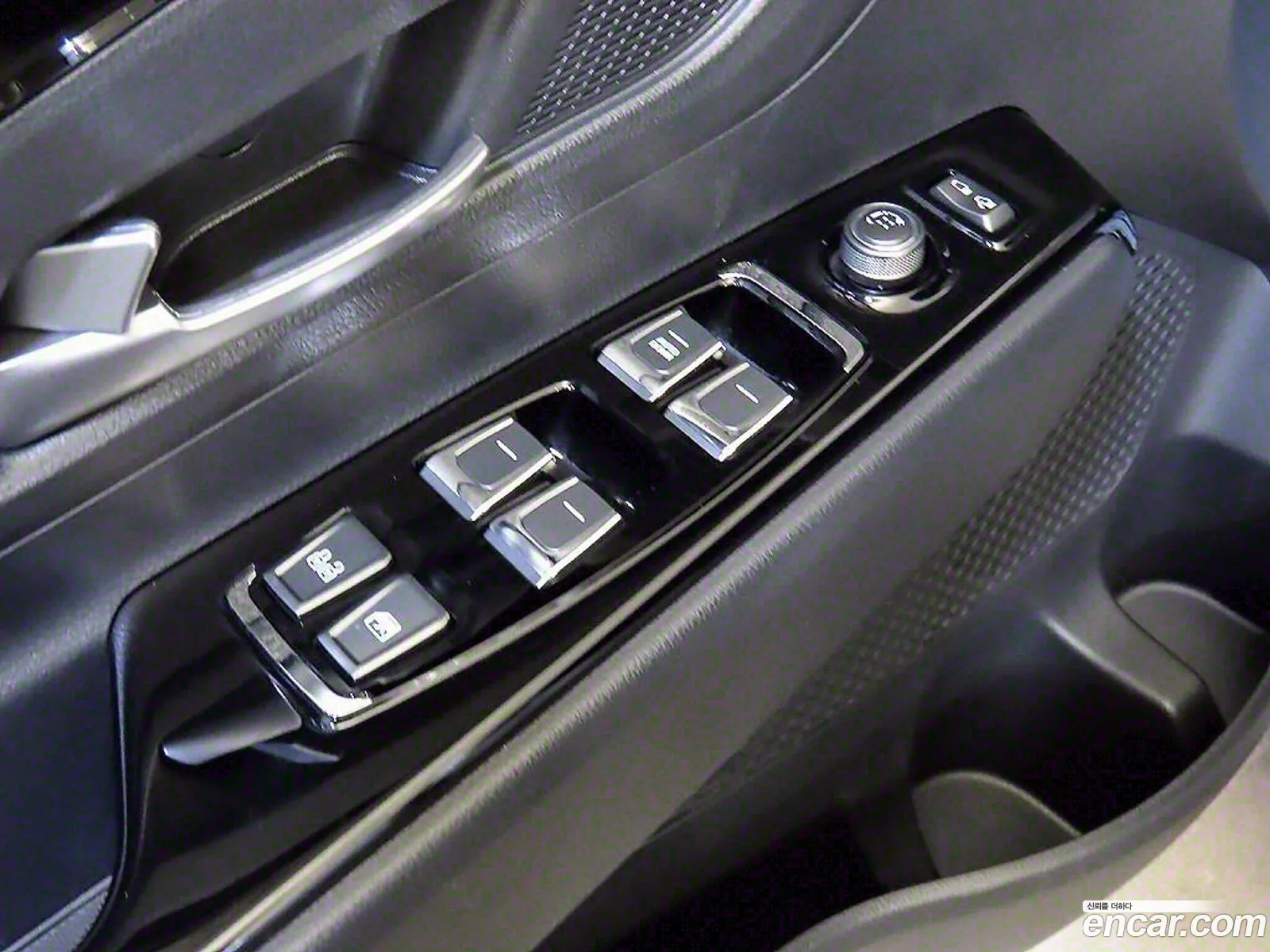KG Mobility (SsangYong) Beautiful Korando 2024 — 18