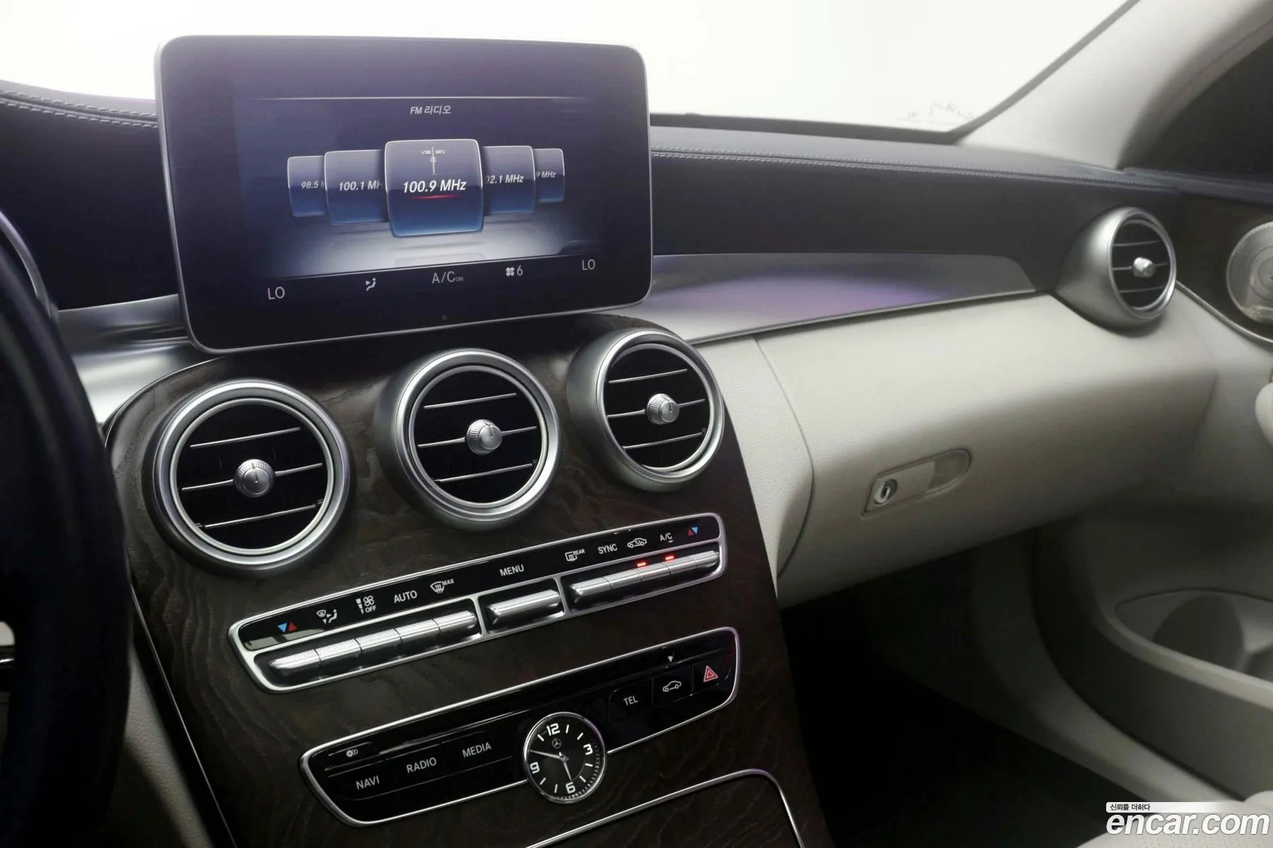 Mercedes-Benz C-Class W205 2014 — 5