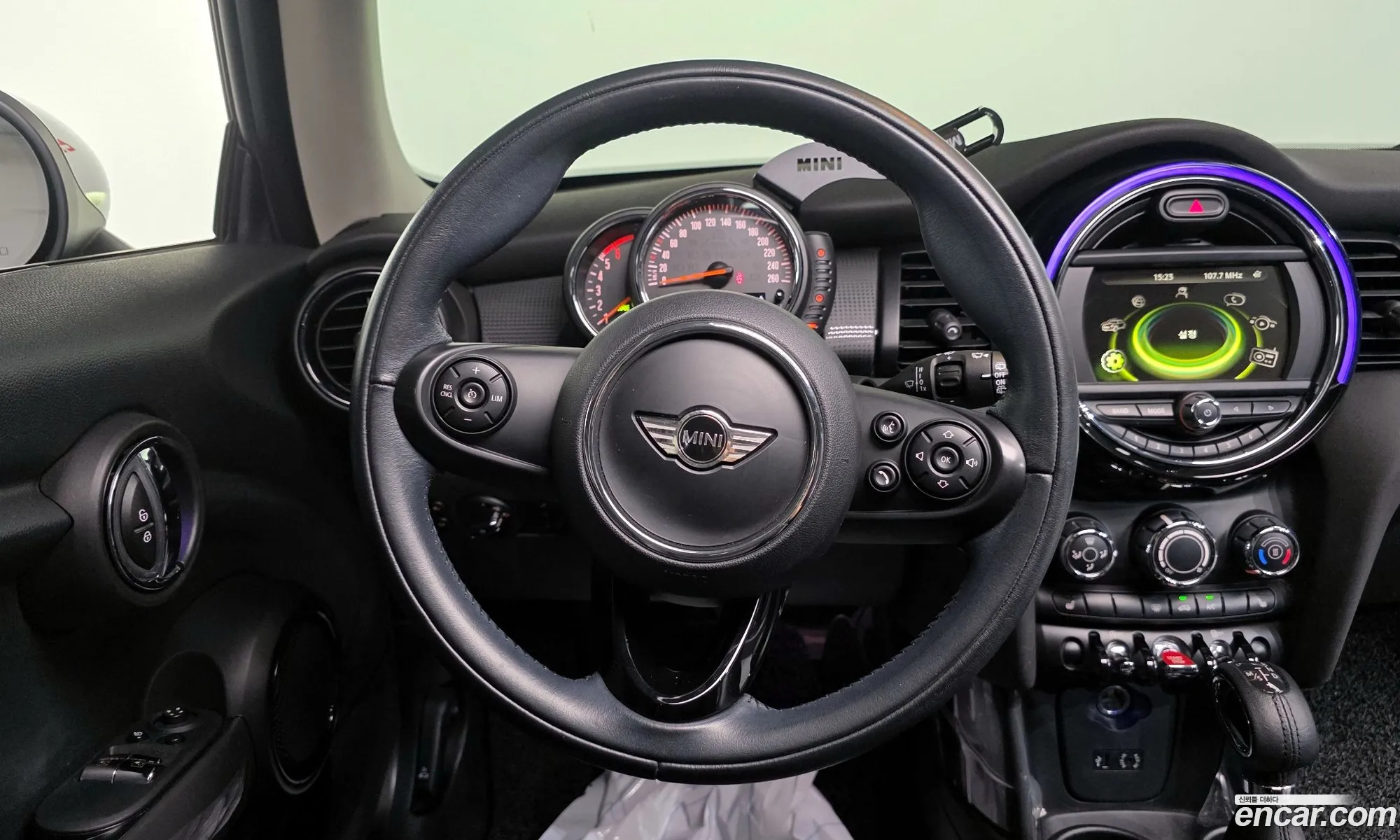 Mini Cooper D 2016 — 15