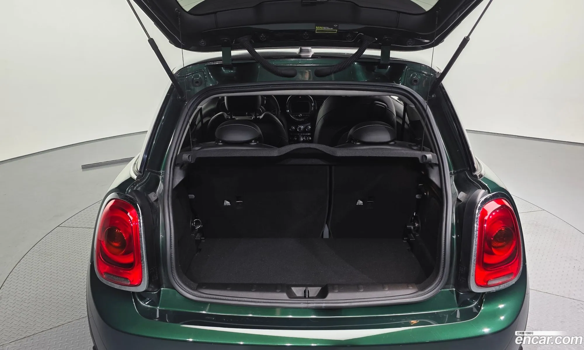Mini Cooper D 2016 — 10