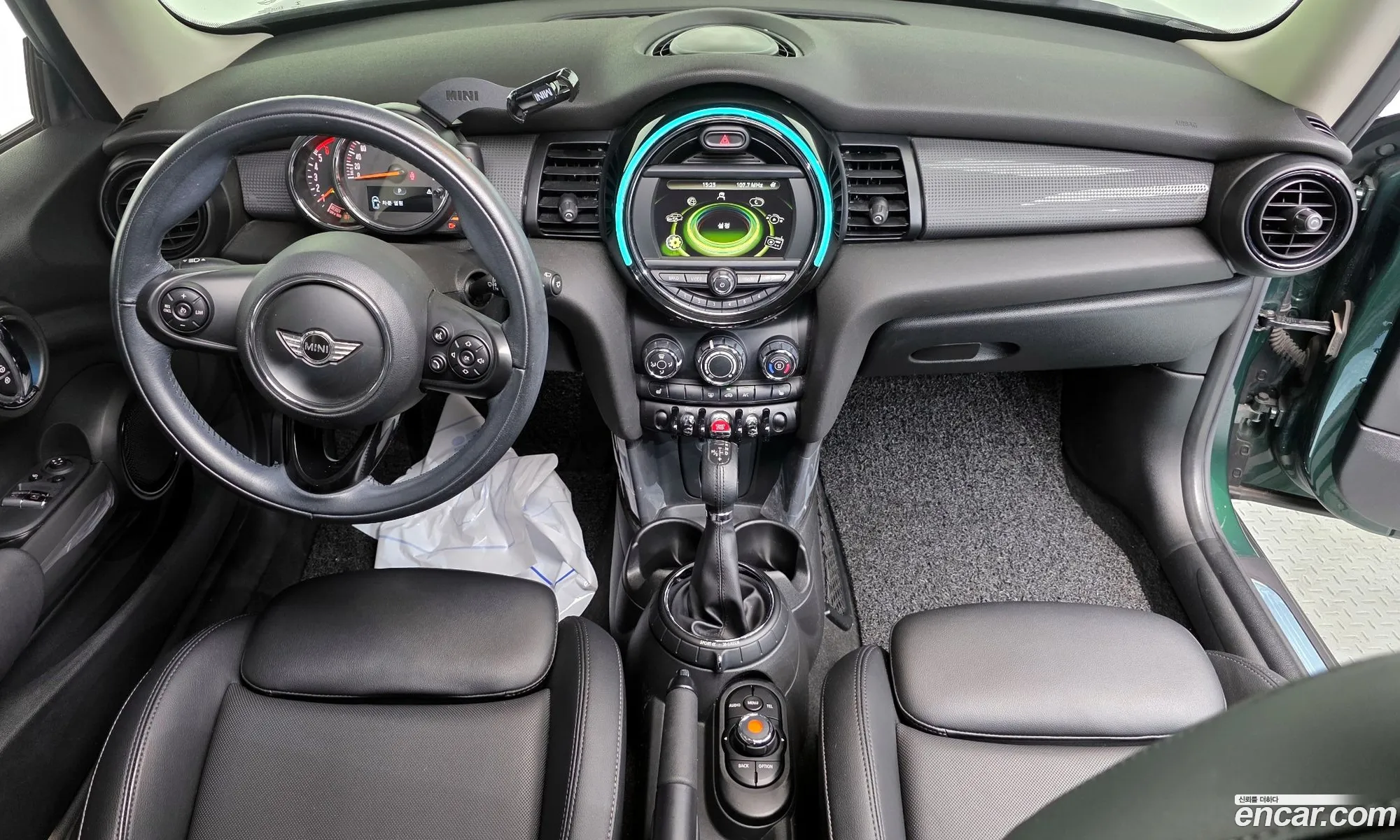 Mini Cooper D 2016 — 19