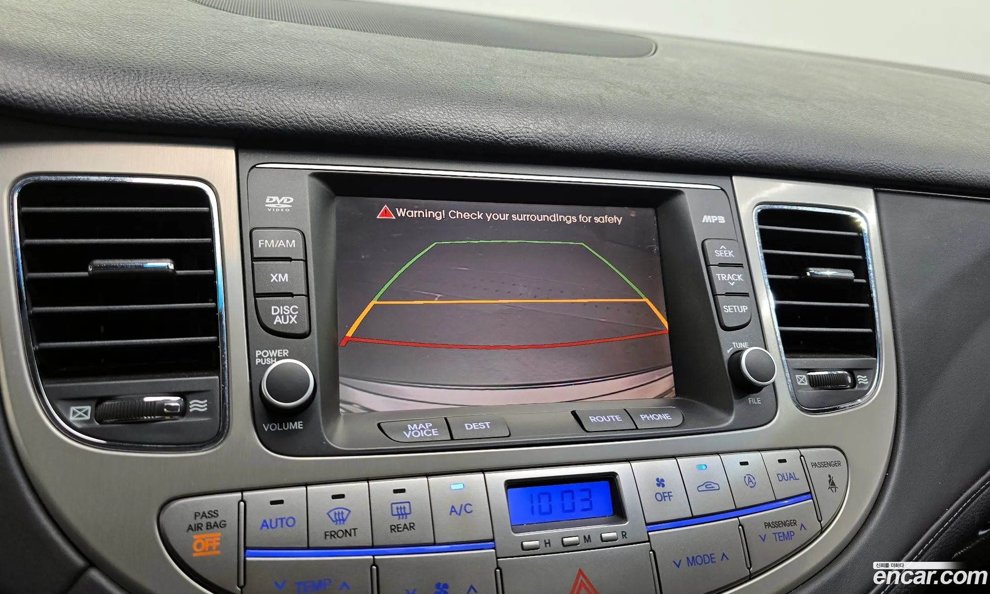 Hyundai Genesis 2010 — 16