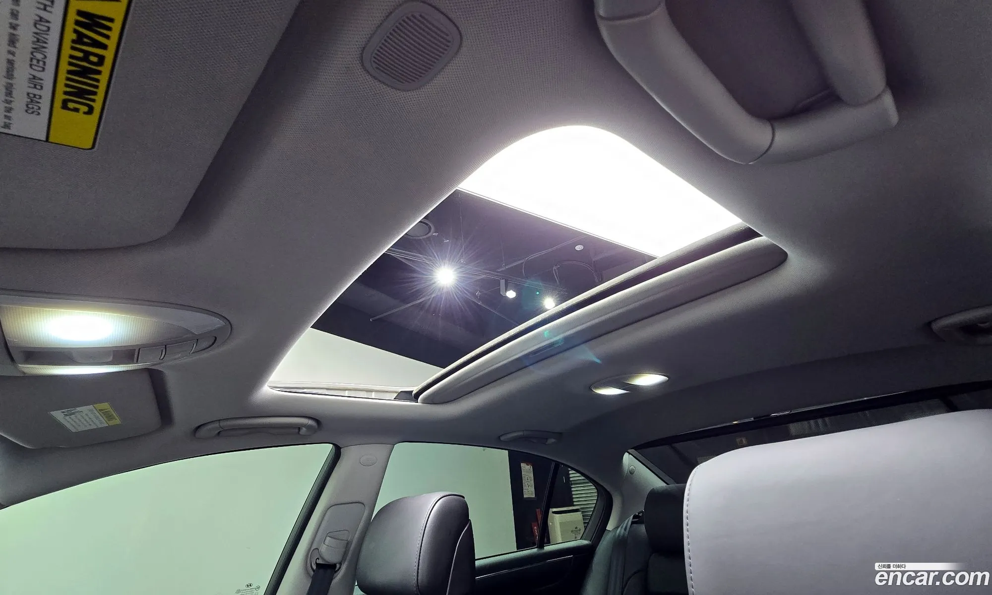 Hyundai Genesis 2010 — 3