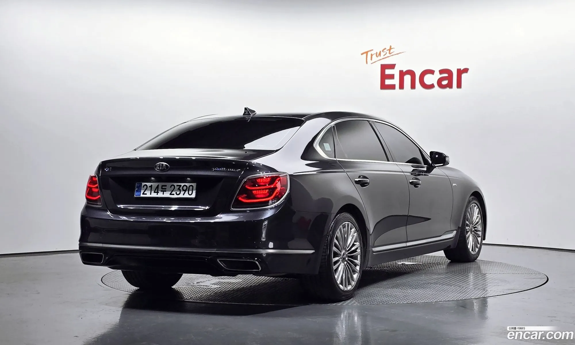 Kia The K9 2018 — 13