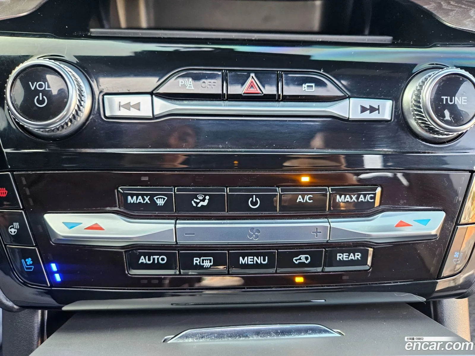 Ford Explorer 6th Gen 2023 — 9