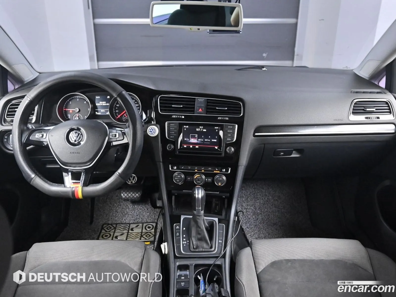 Volkswagen Golf 7th Gen 2015 — 16