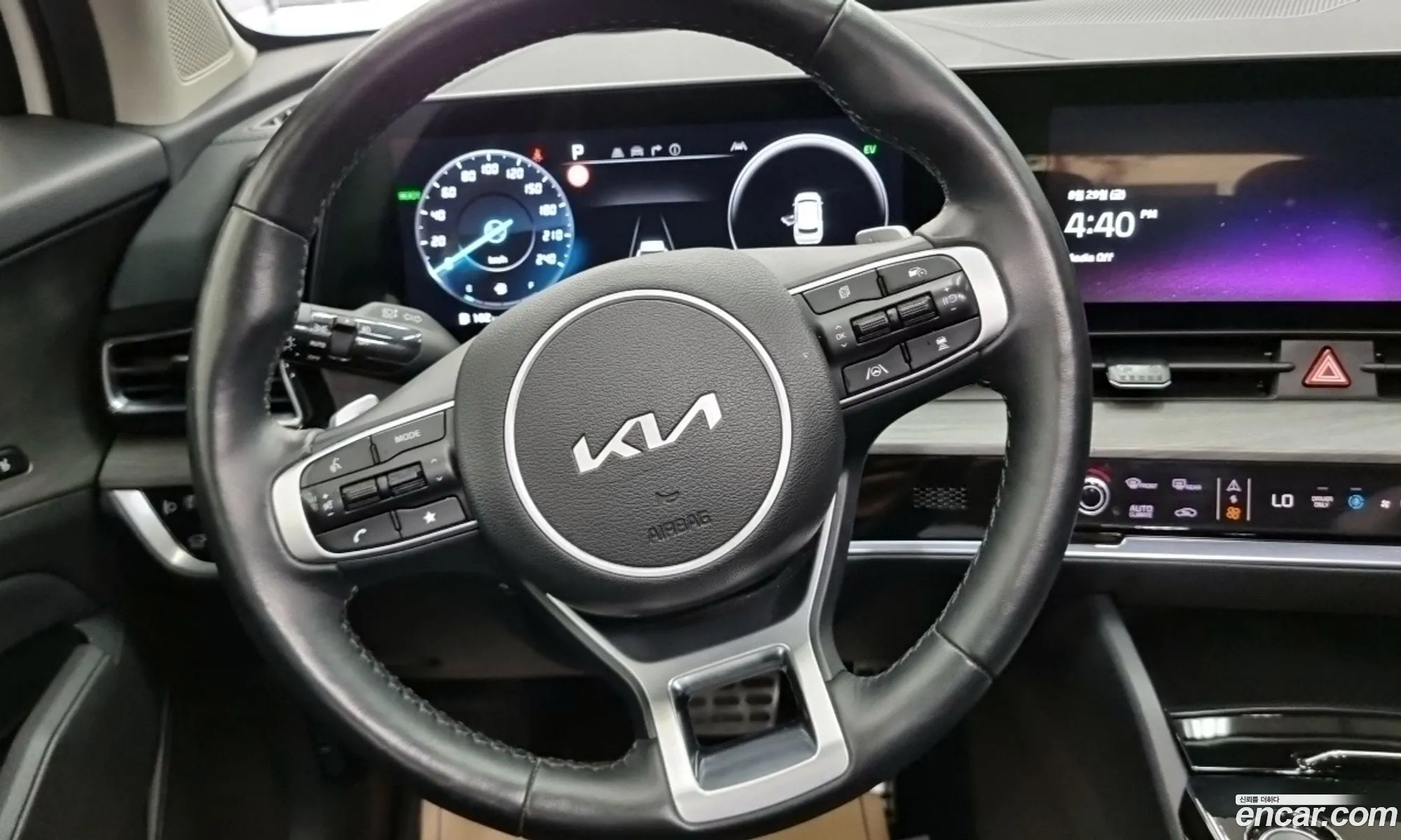 Kia Sportage Hybrid 2024 — 4