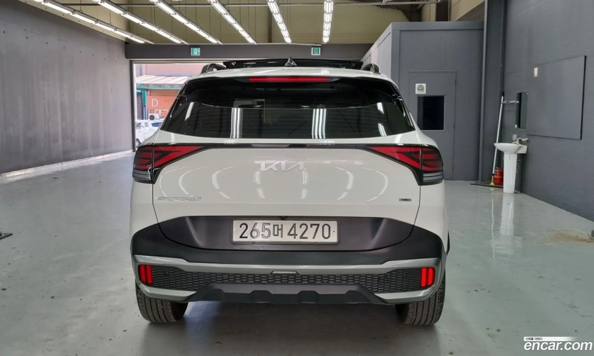Kia Sportage Hybrid 2024 — 13