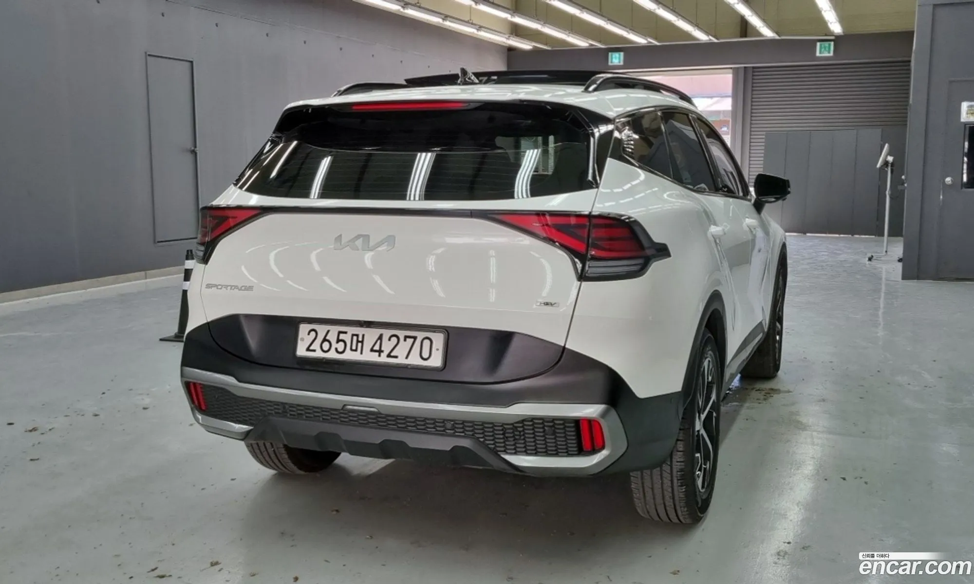 Kia Sportage Hybrid 2024 — 8