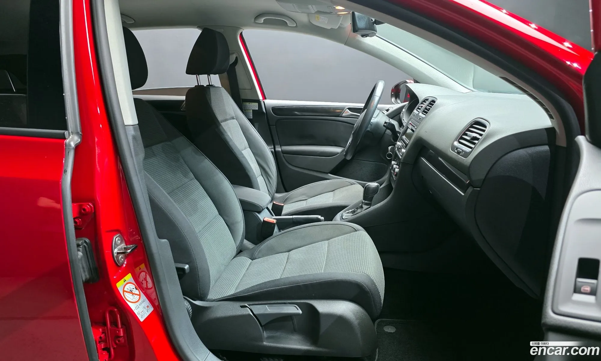 Volkswagen Golf 6th Gen 2011 — 12