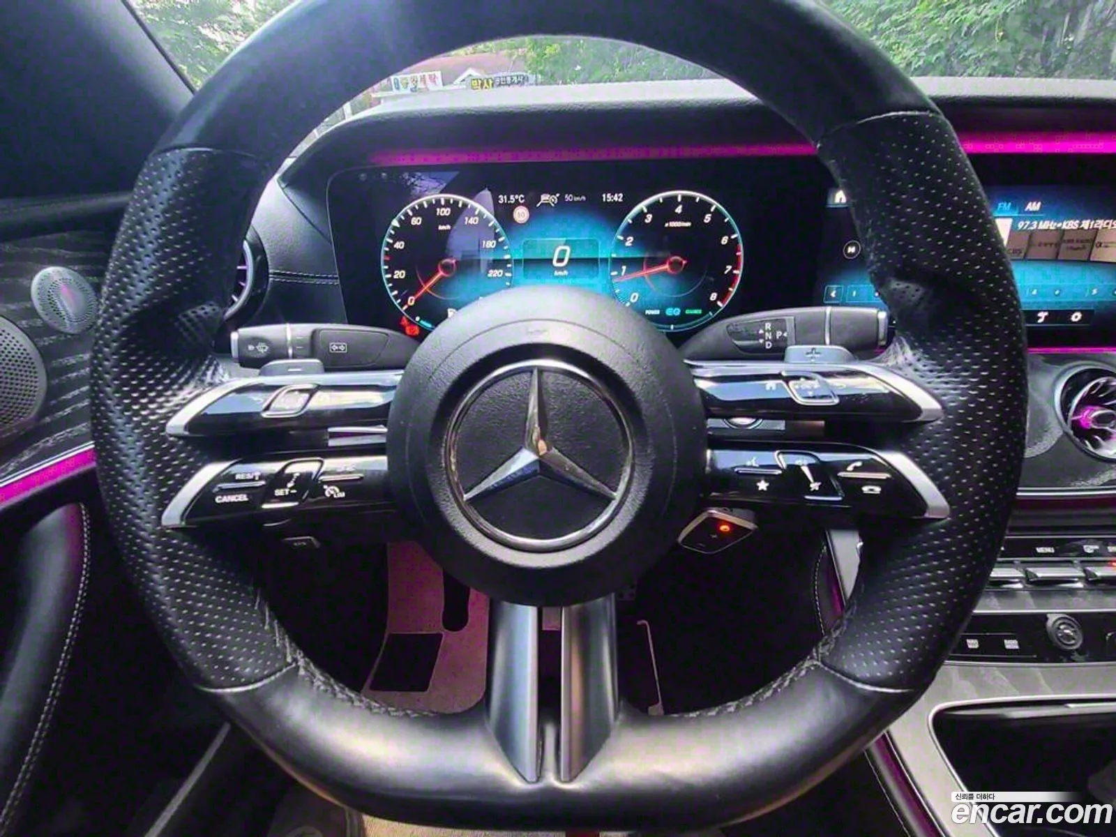 Mercedes-Benz E-Class W213 2021 — 17