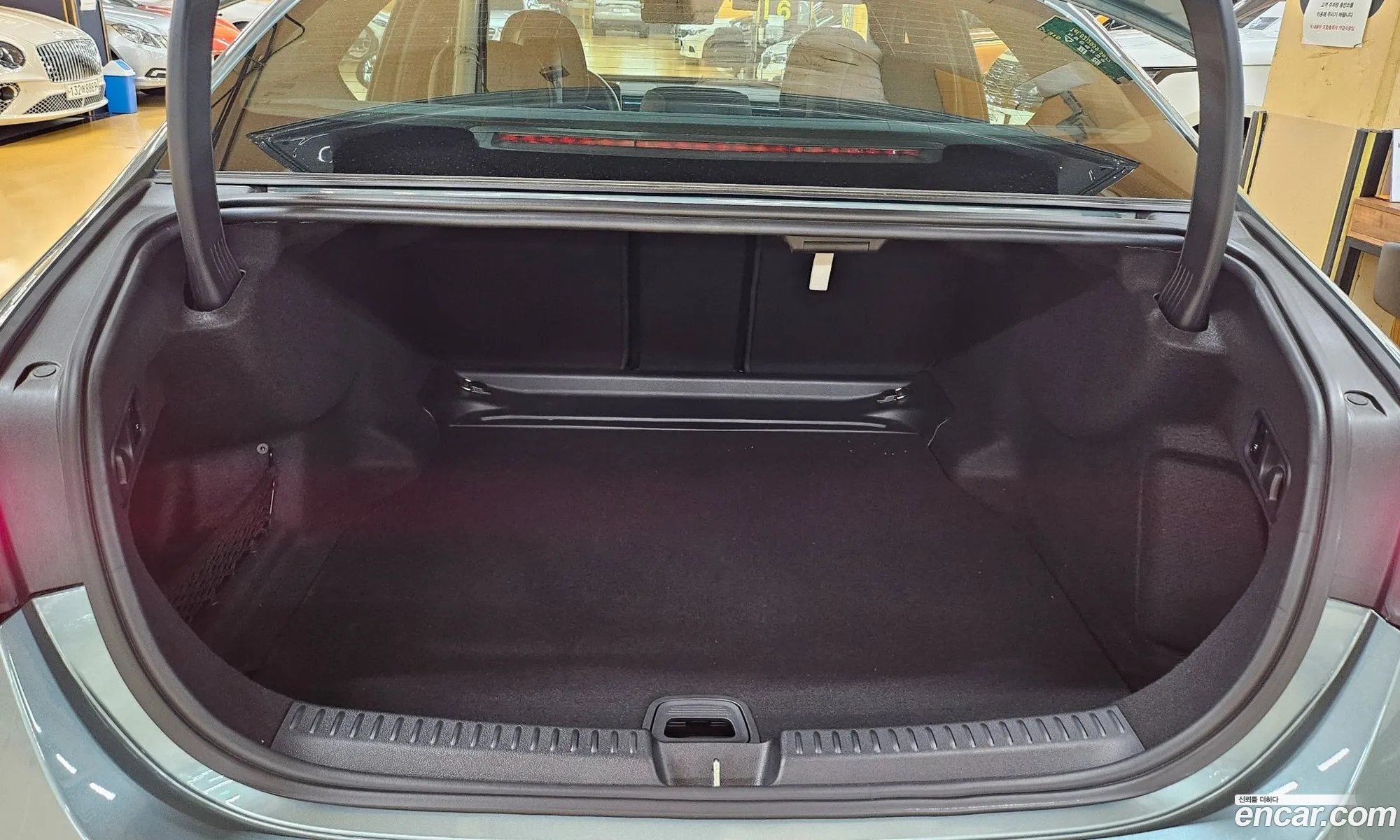 Mercedes-Benz E-Class W214 2024 — 20