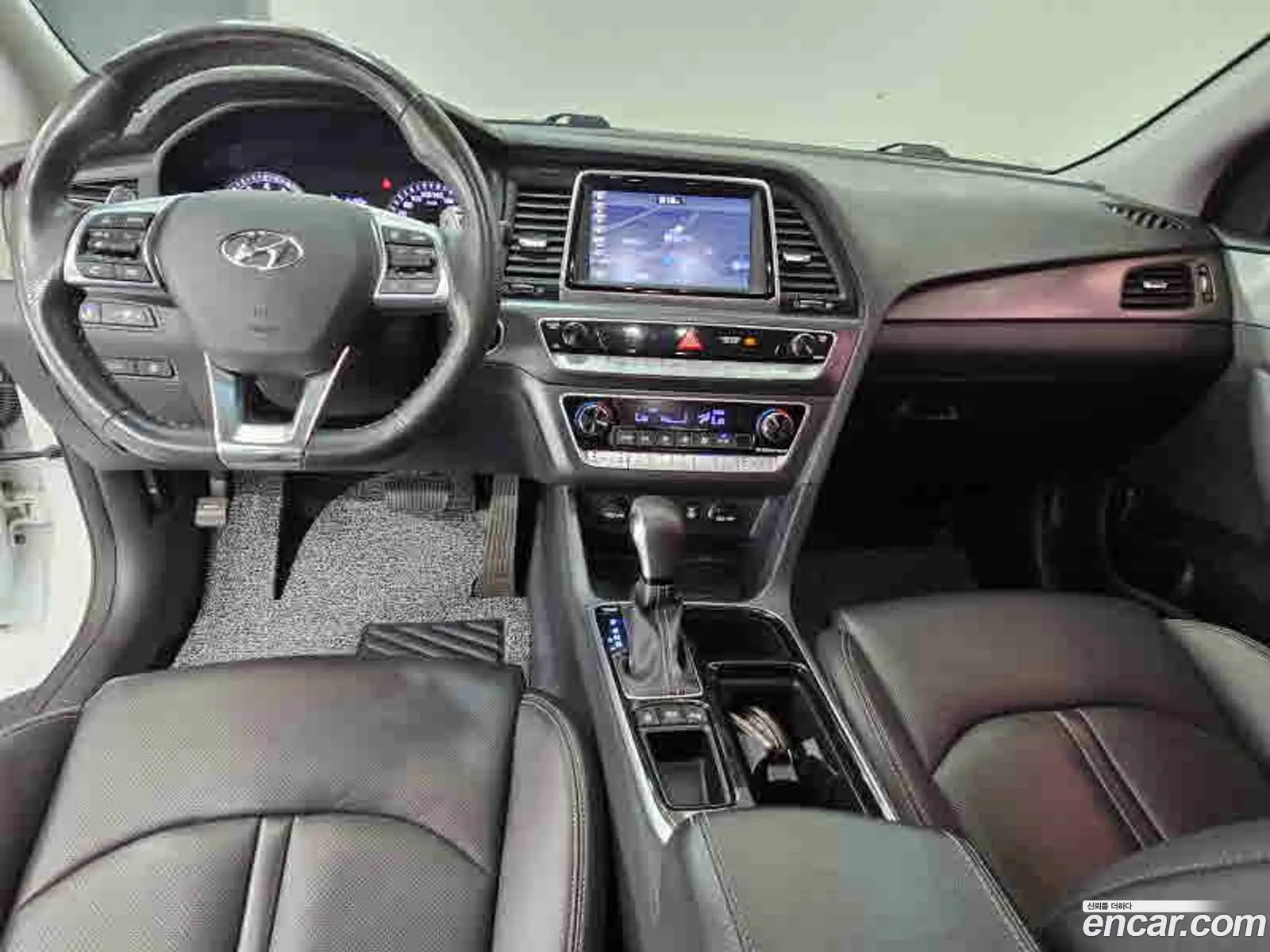 Hyundai Sonata New Rise 2018 — 13