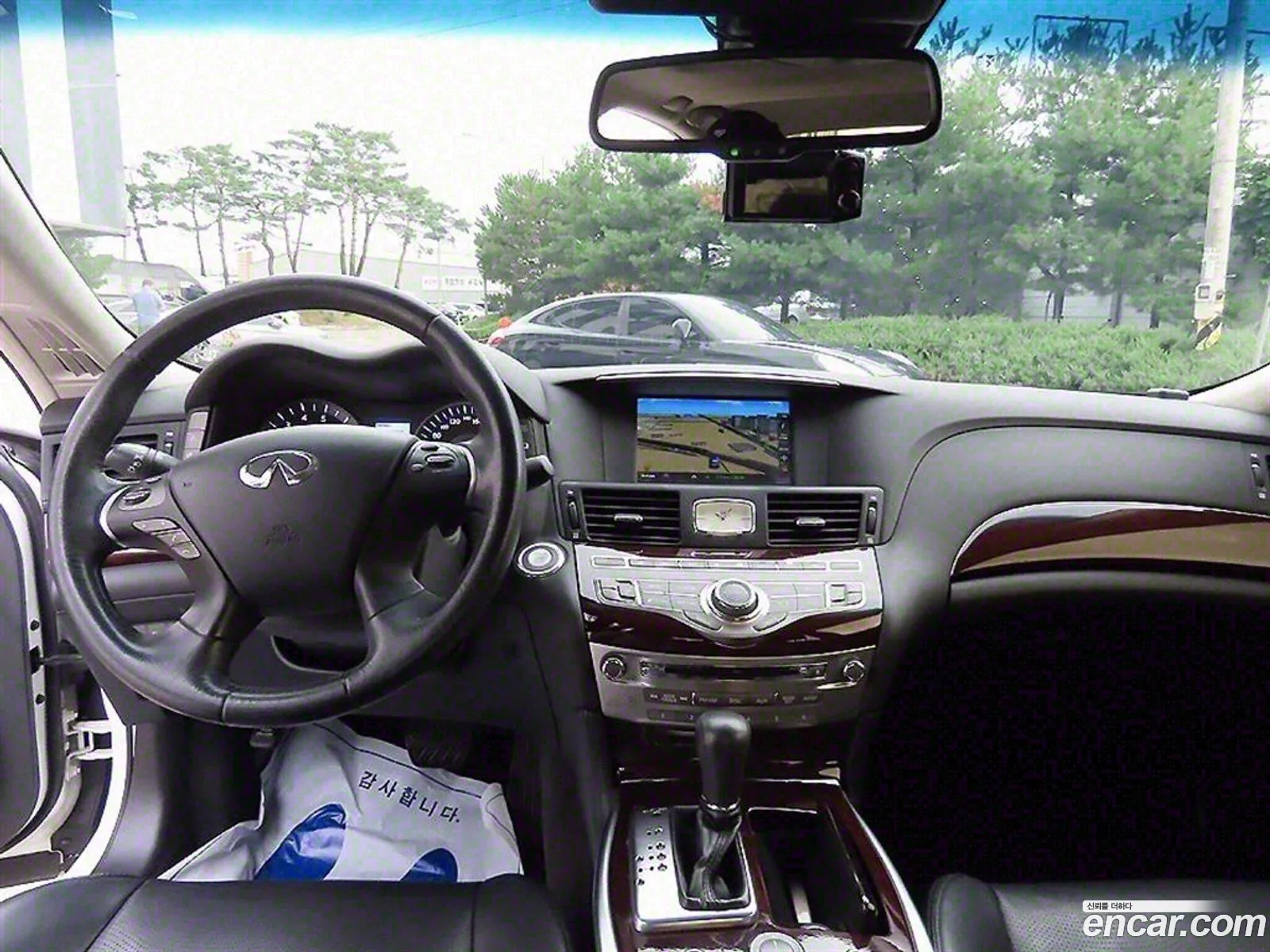 Infiniti Q70 2015 — 10