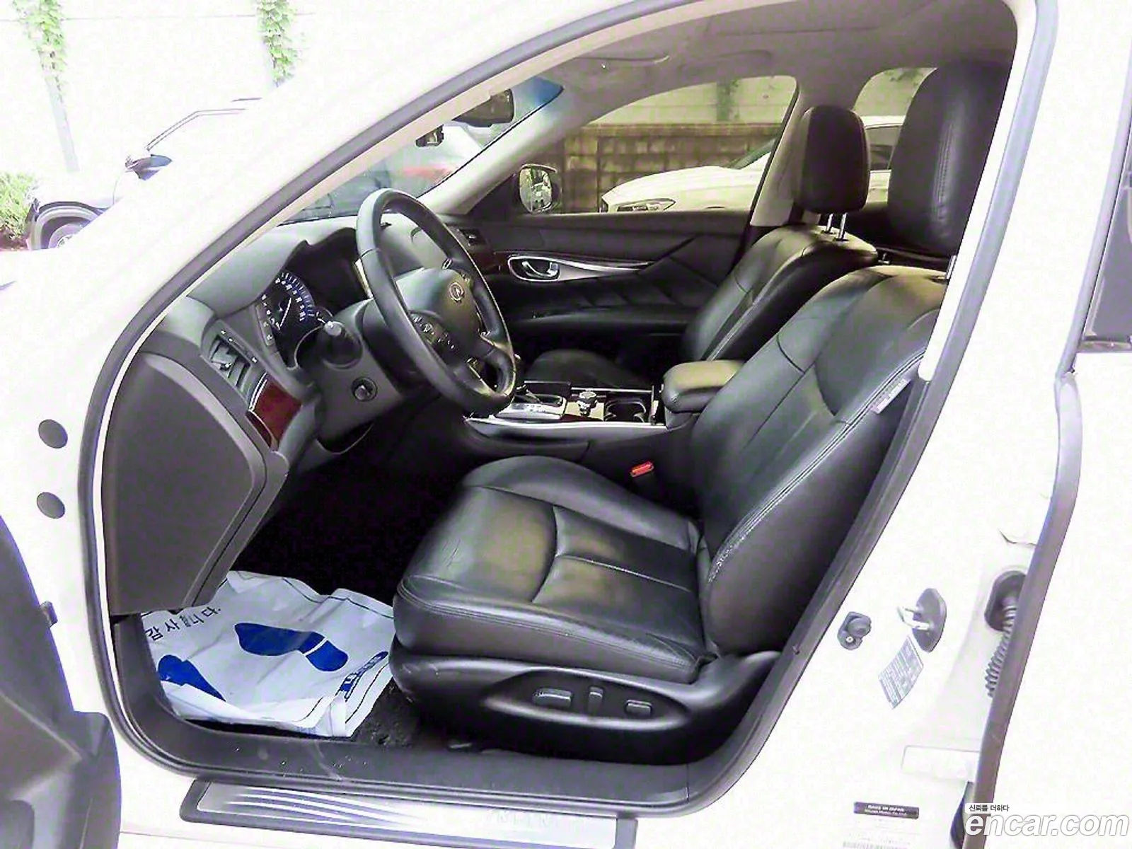 Infiniti Q70 2015 — 8