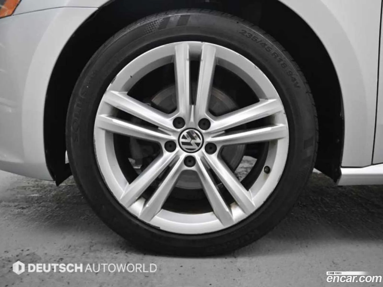 Volkswagen Passat 2014 — 13