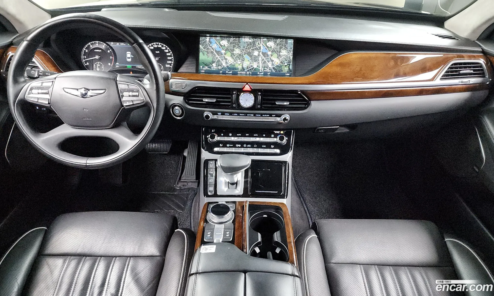 Genesis EQ900 2016 — 5