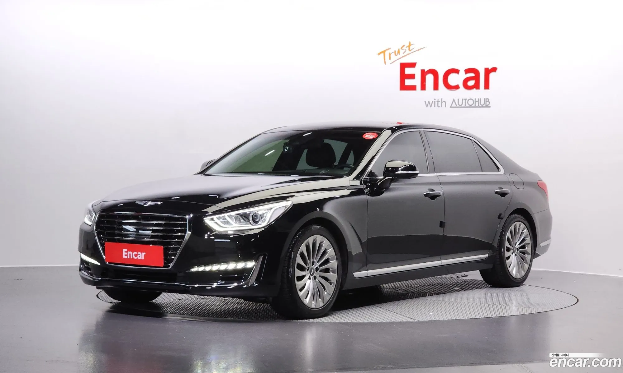 Genesis EQ900 2016 — 2