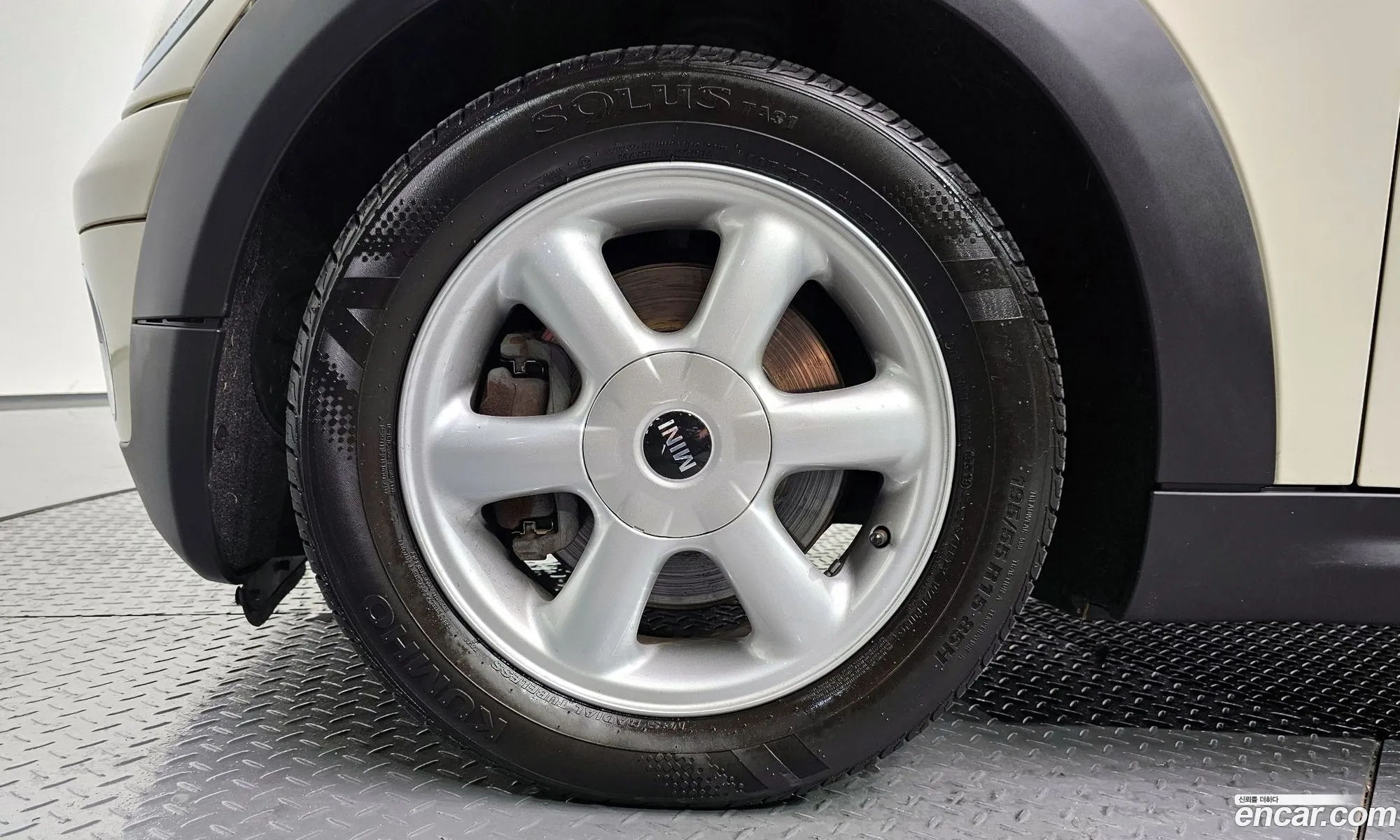 Mini Cooper 2010 WMWMF3100ATZ76325 — 19