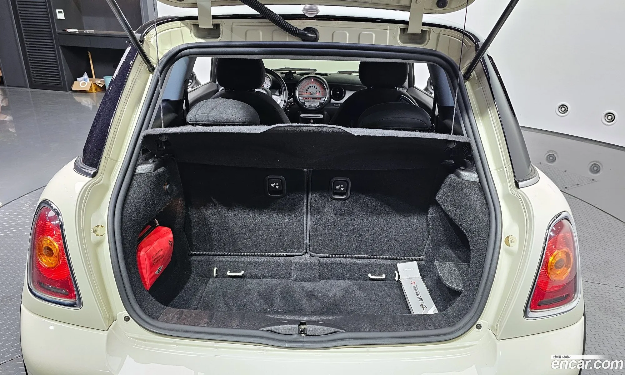 Mini Cooper 2010 WMWMF3100ATZ76325 — 15