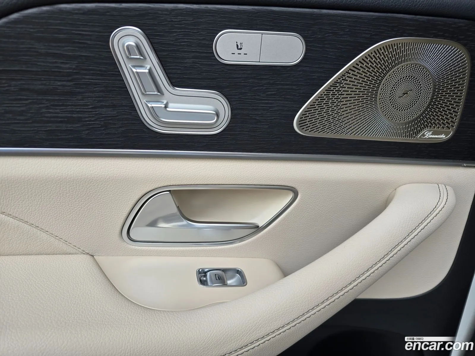 Mercedes-Benz GLE-Class W167 2025 — 18
