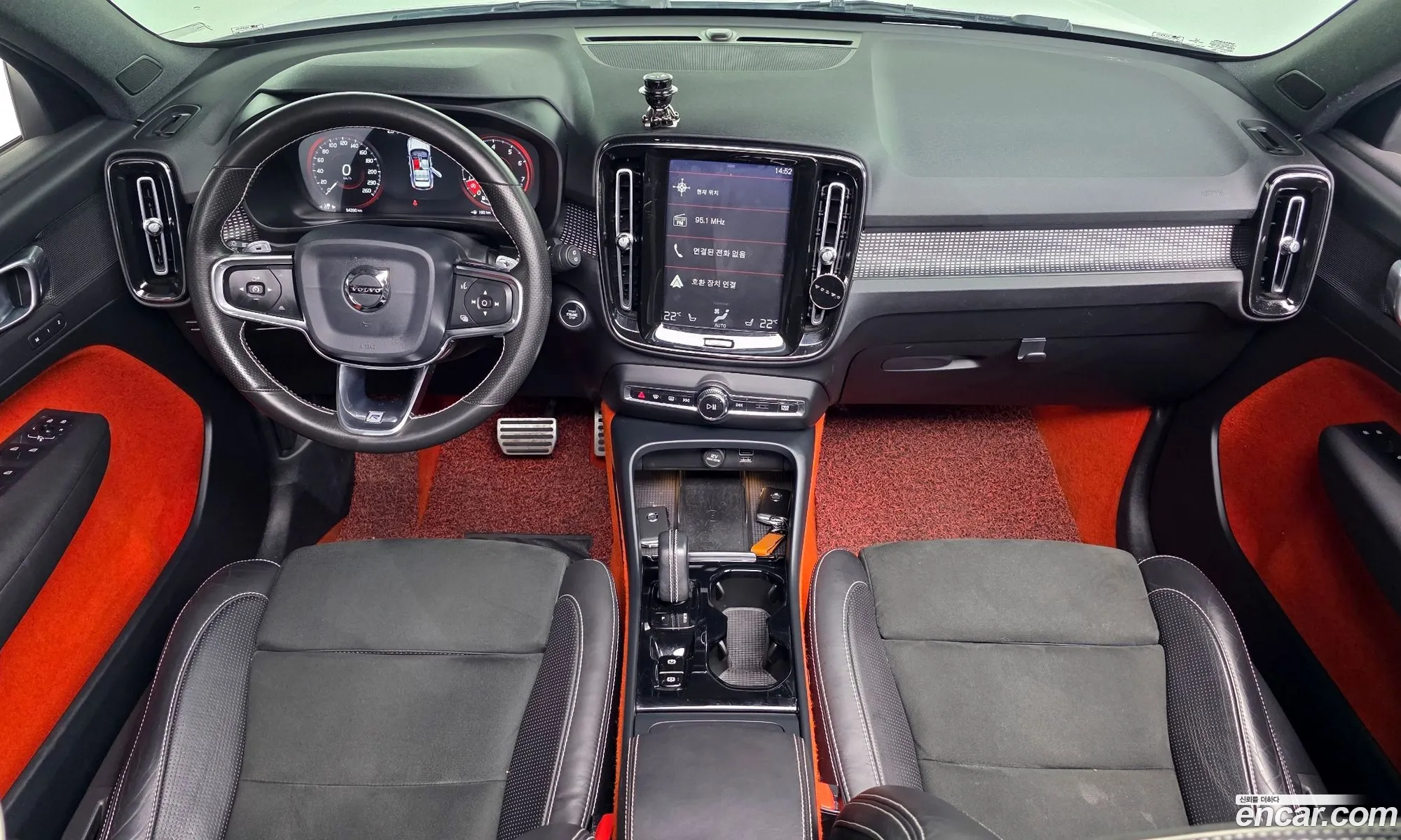 Volvo XC40 2019 YV1XZACACL2201248 — 13