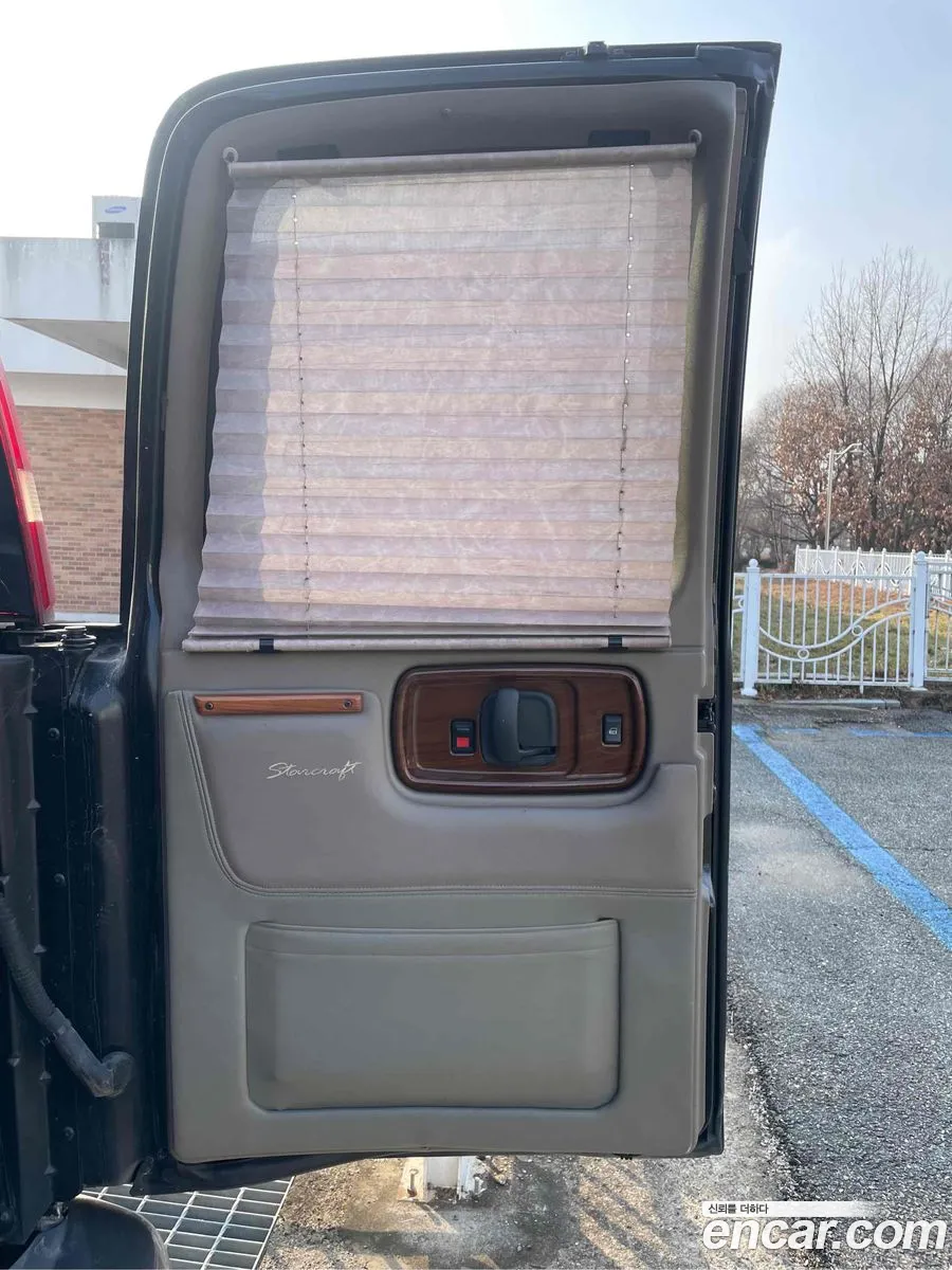 Chevrolet Express Van 2005 — 11