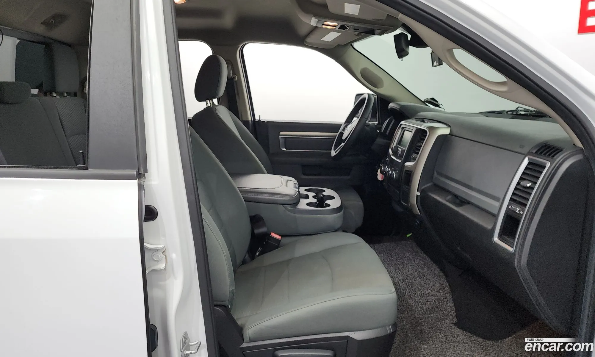 Dodge Ram Pickup 2015 1C6RR7GG8FS511582 — 4