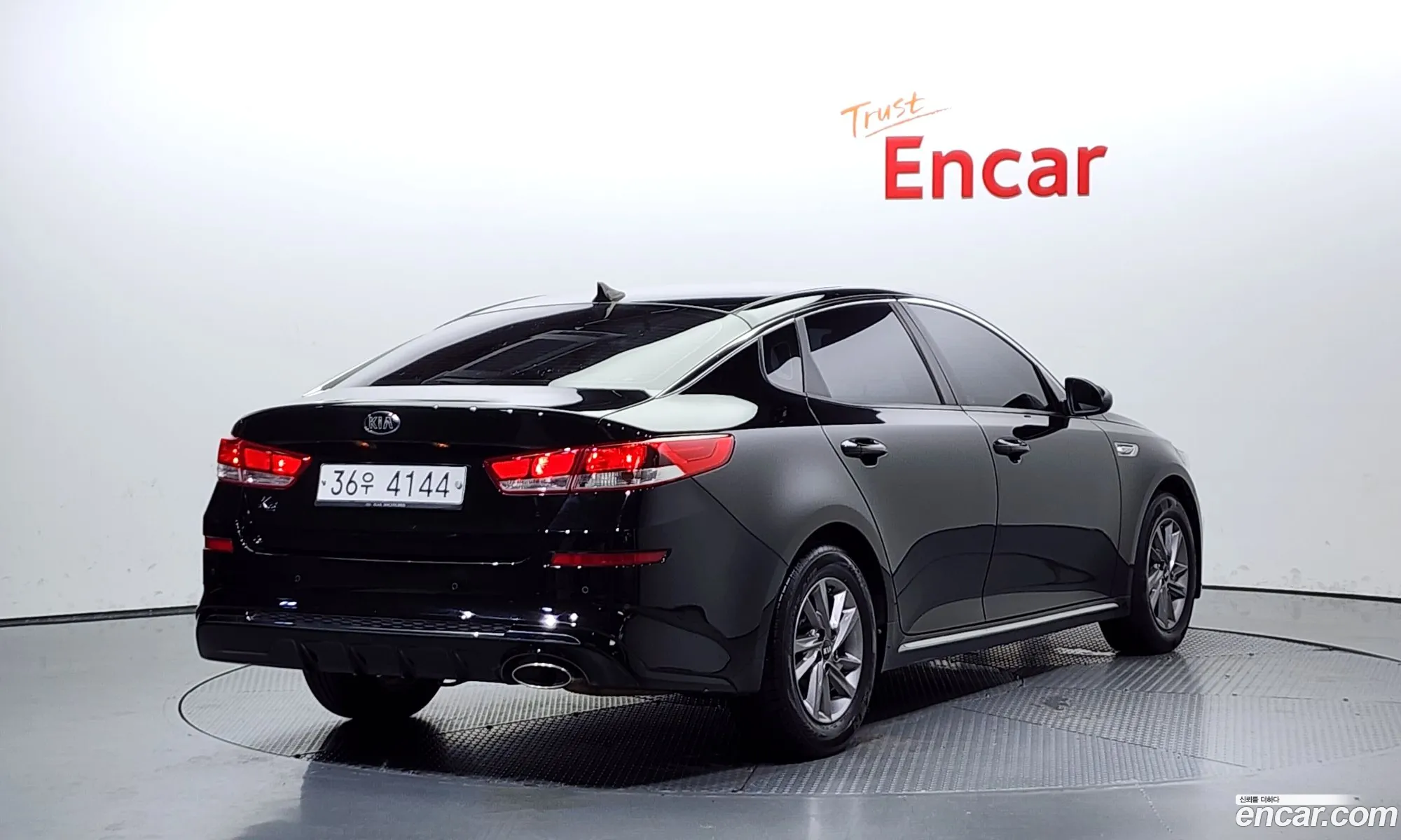 Kia K5 2019 — 12