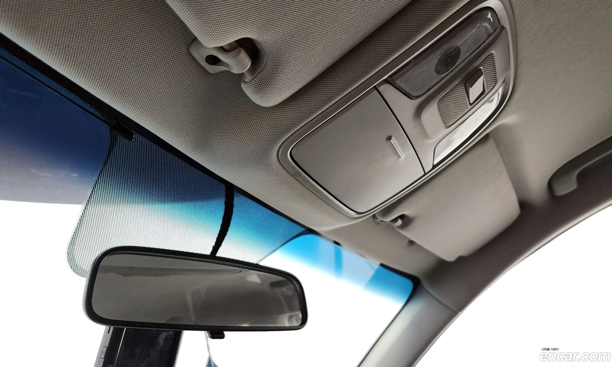 Kia K5 2019 — 10