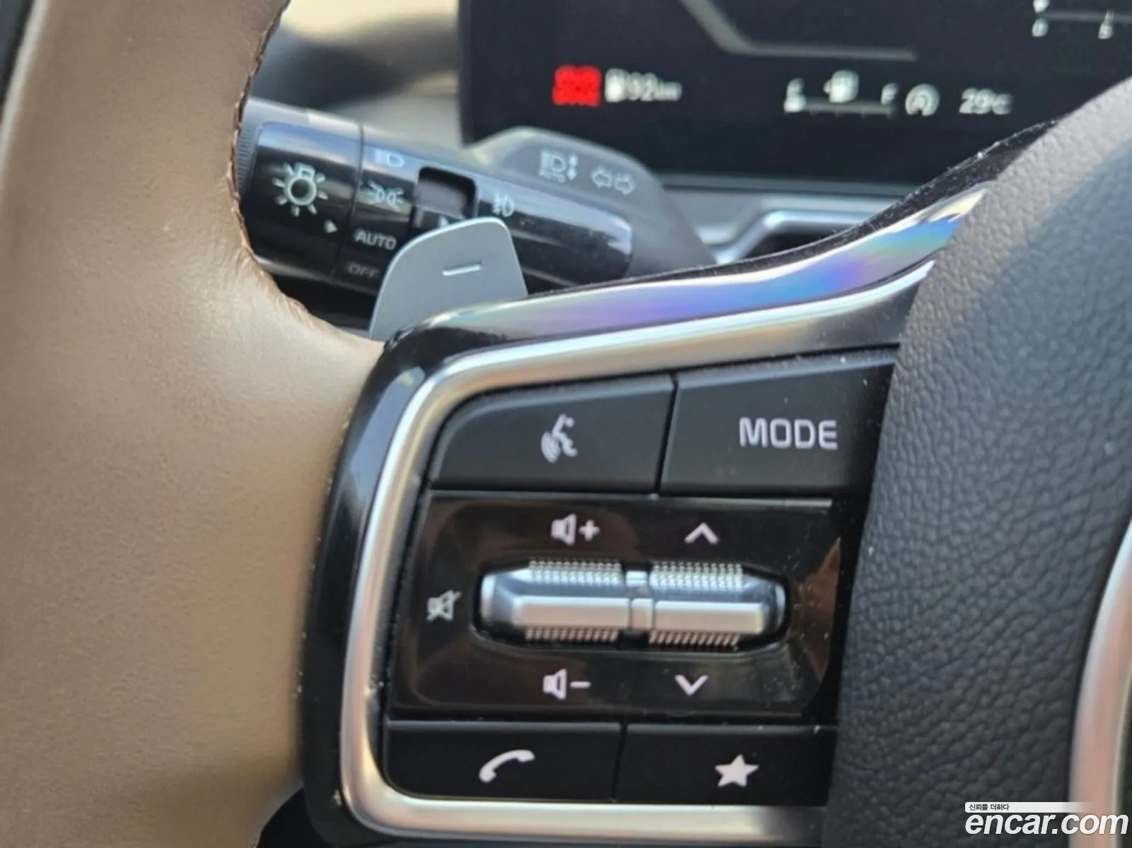 Kia Sorento 2025 — 12