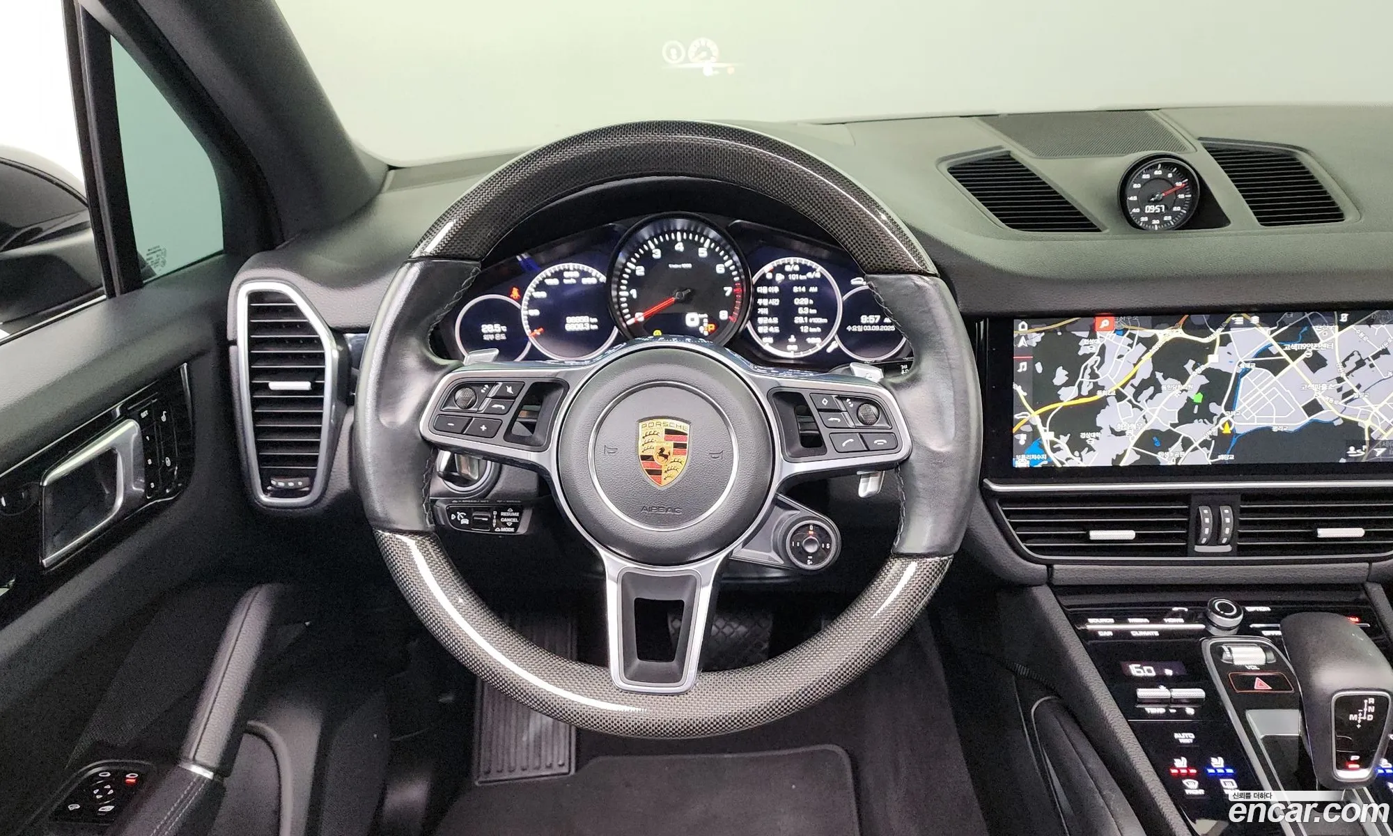 Porsche Cayenne 2019 WP1AA29Y0KDA23794 — 16