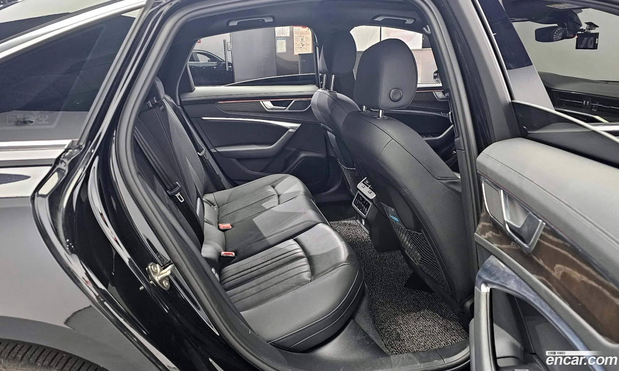 Audi A6 2020 WAUZZZF26LN081102 — 7