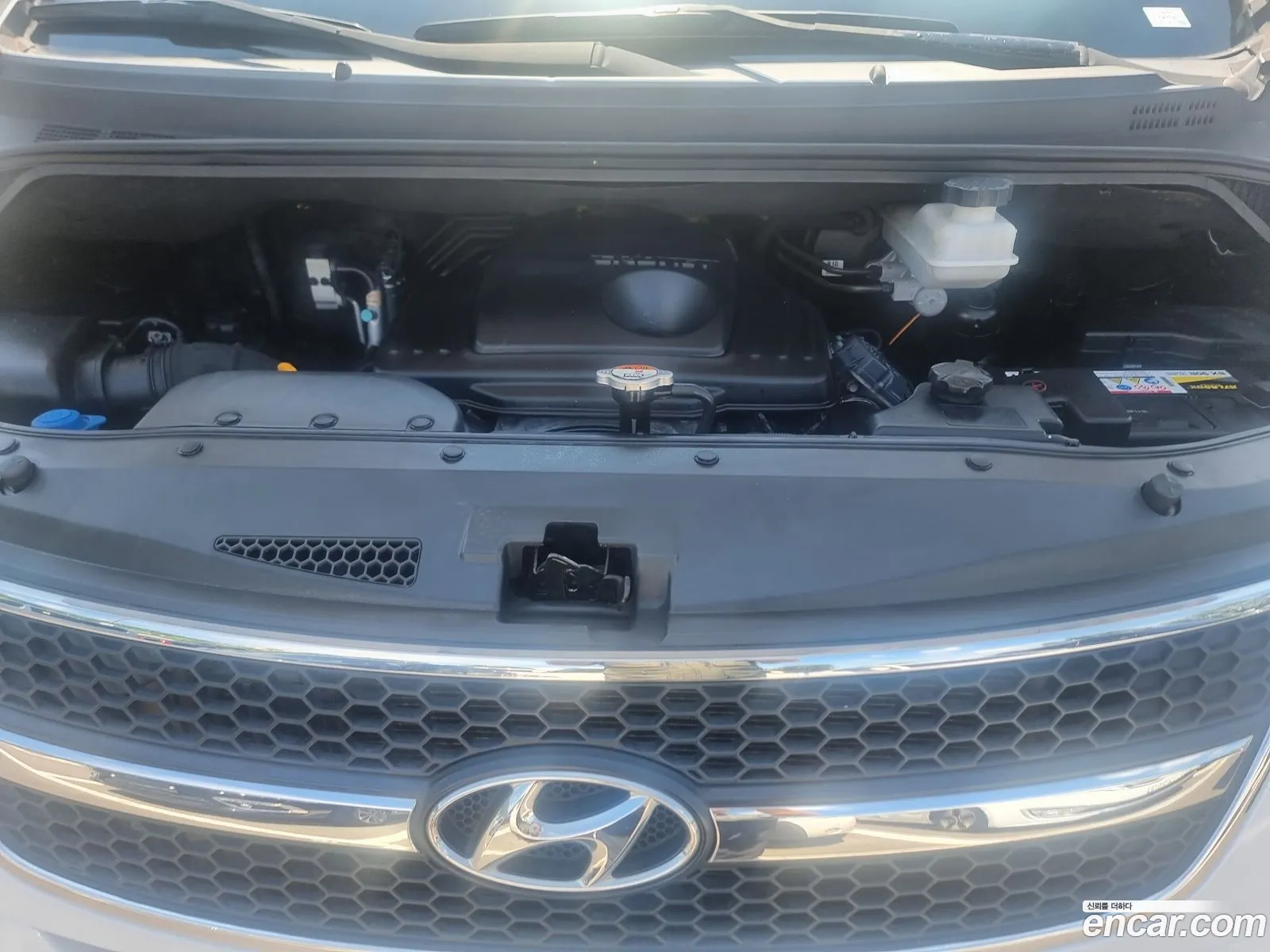 Hyundai Grand Starex 2015 — 13