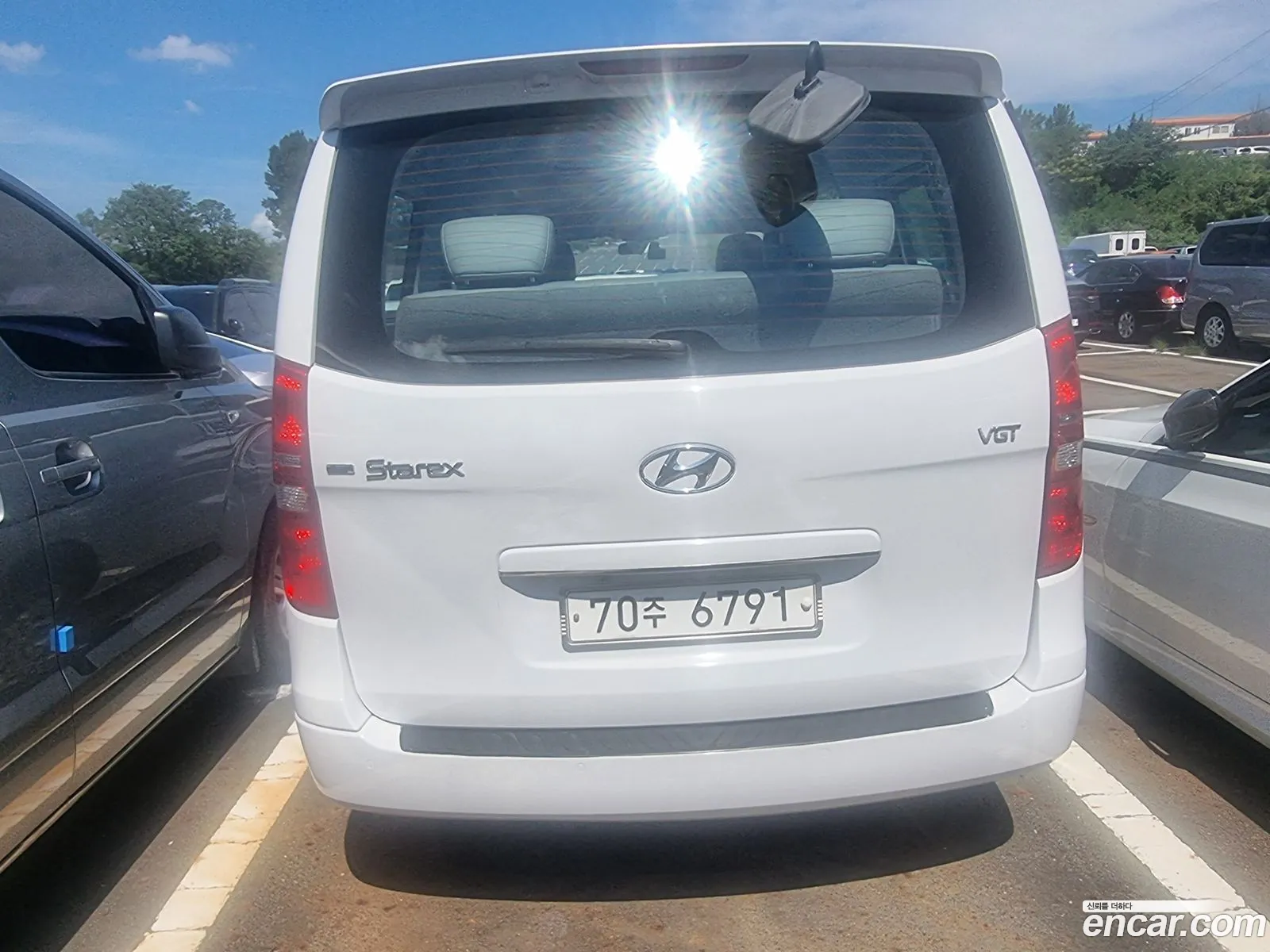 Hyundai Grand Starex 2015 — 11