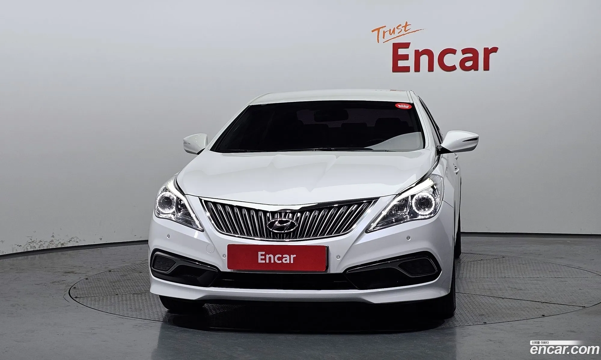 Hyundai Grandeur HG 2014 — 20