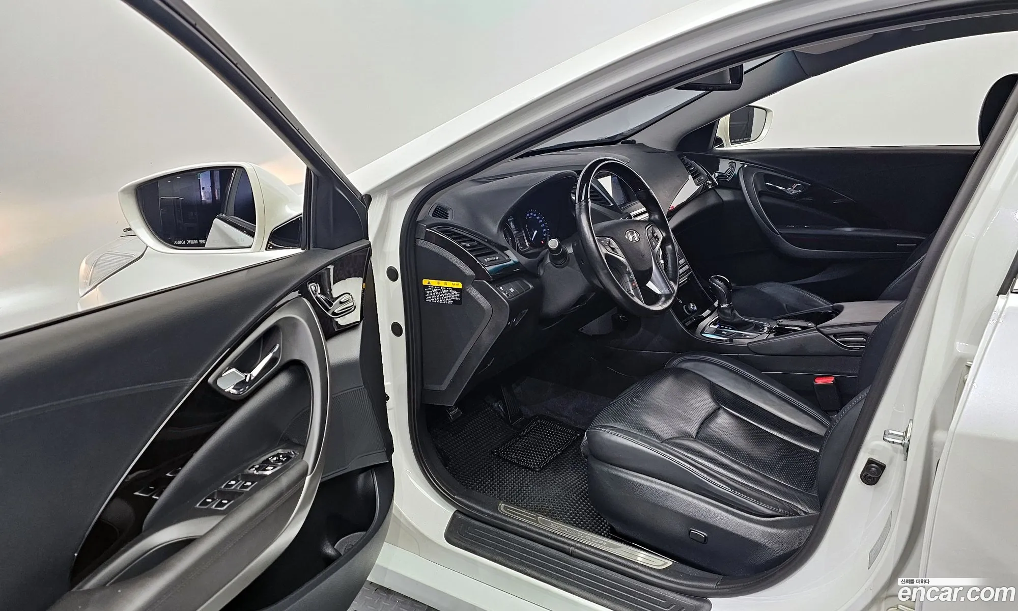 Hyundai Grandeur HG 2014 — 9