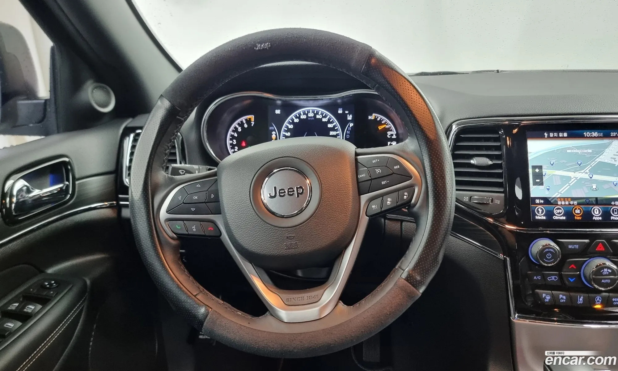 Jeep Grand Cherokee 2021 — 12