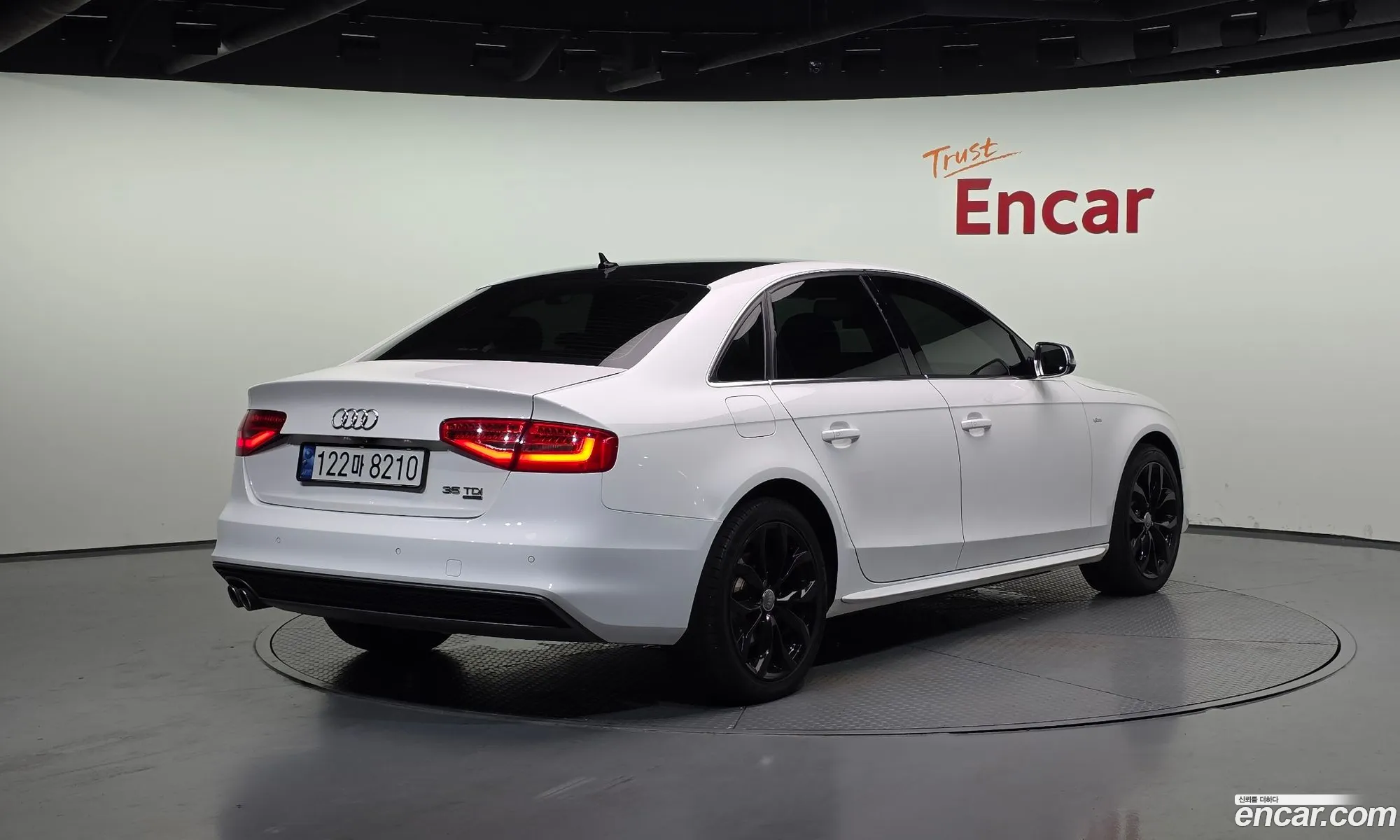 Audi A4 2014 11111111111111111 — 16